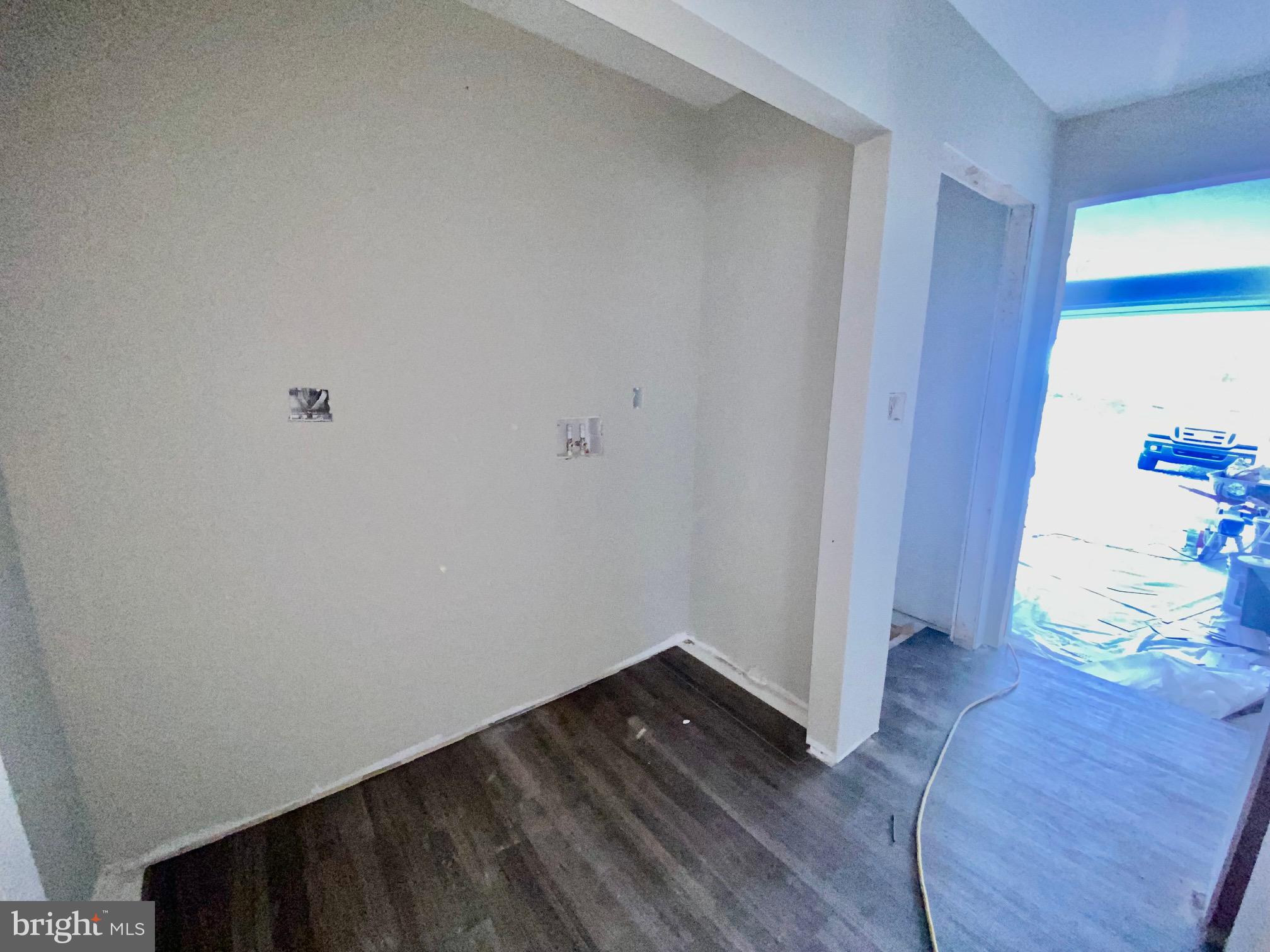 MOHR'S LANDING - Residential