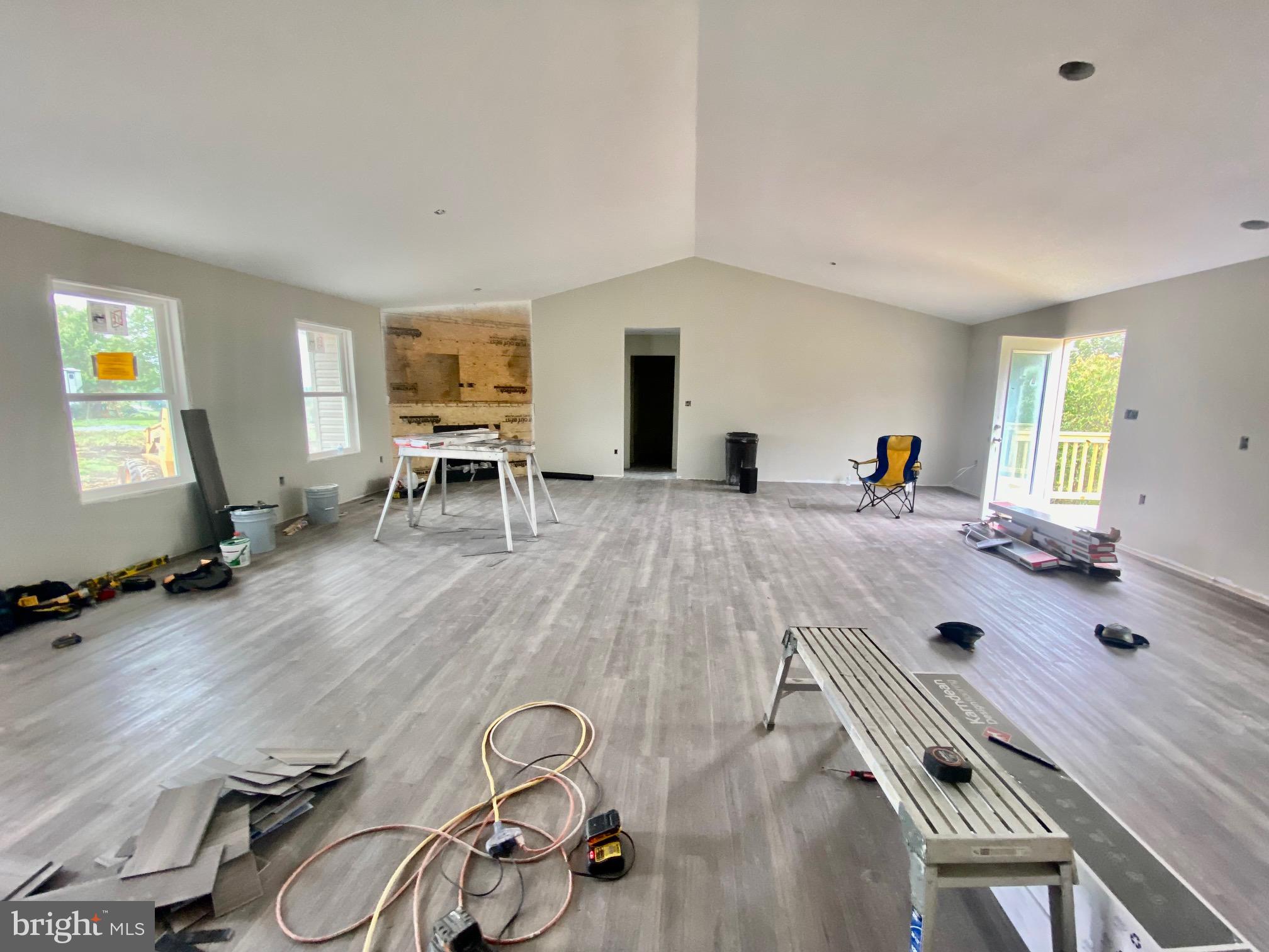 MOHR'S LANDING - Residential