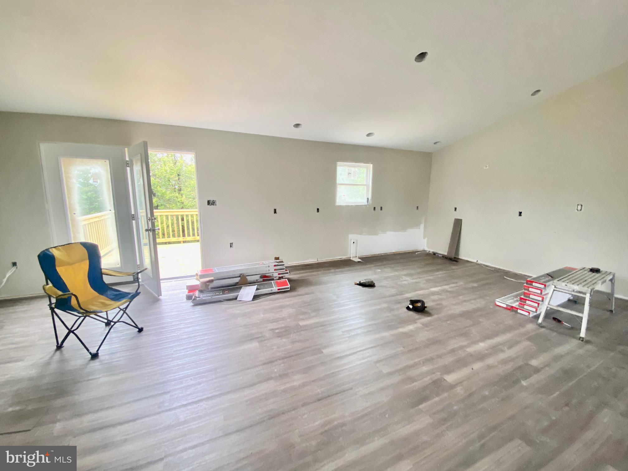 MOHR'S LANDING - Residential