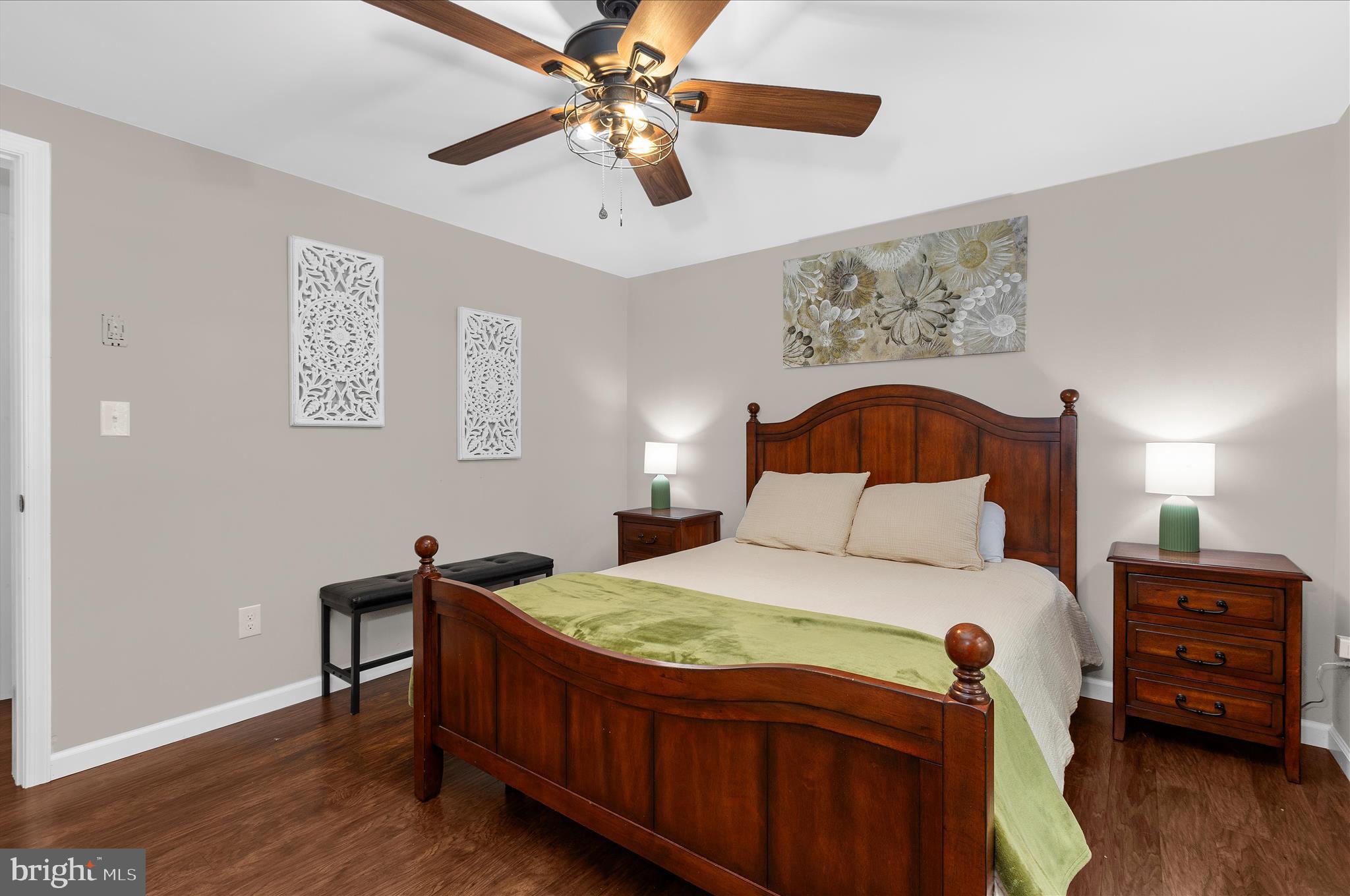 LAUREL ESTATES - Residential