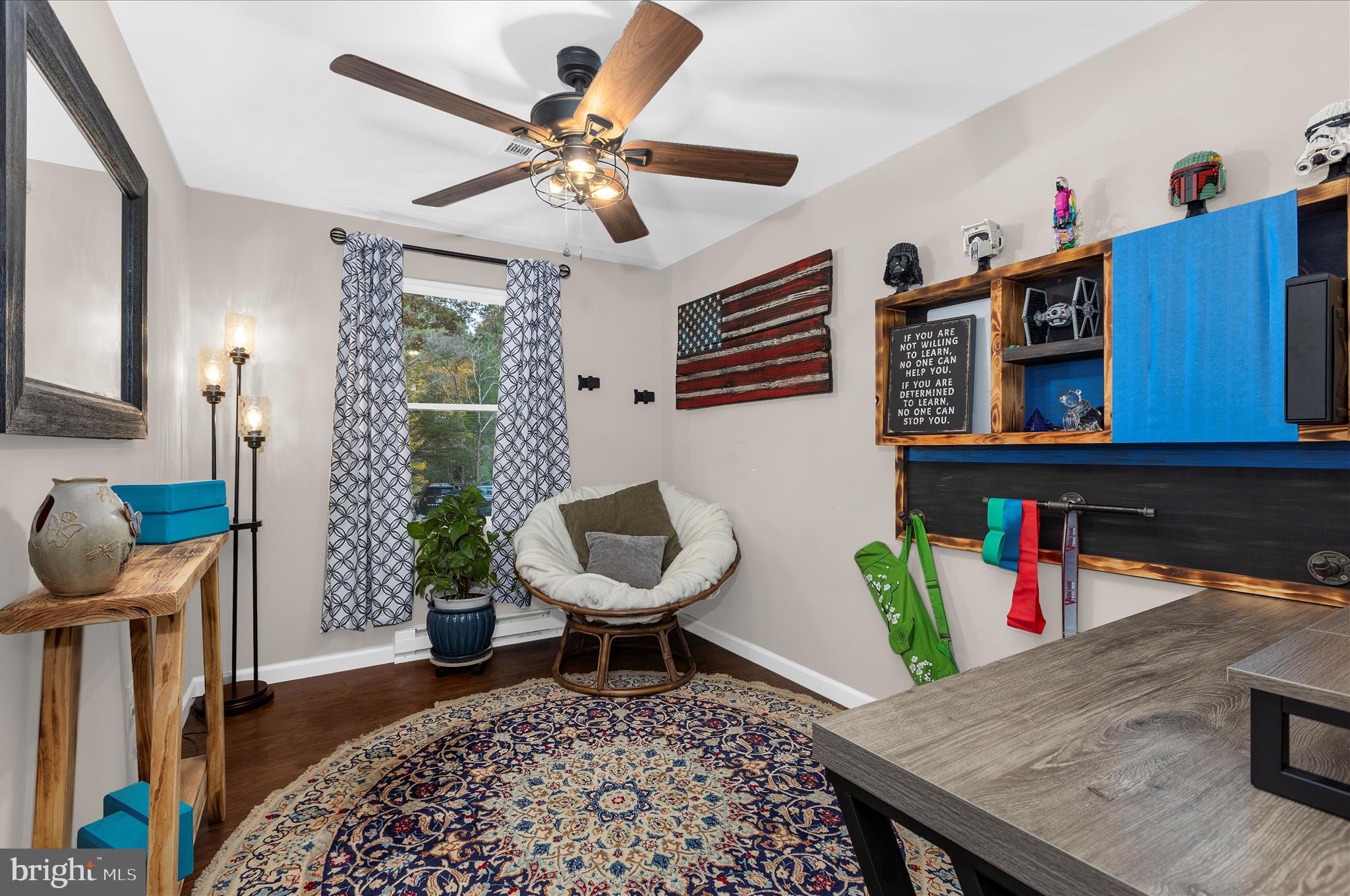 LAUREL ESTATES - Residential