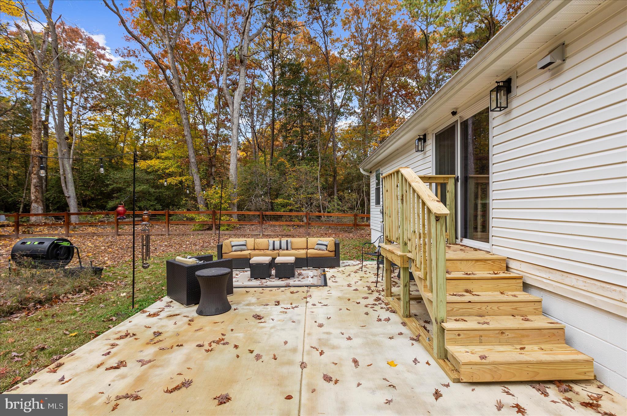 LAUREL ESTATES - Residential