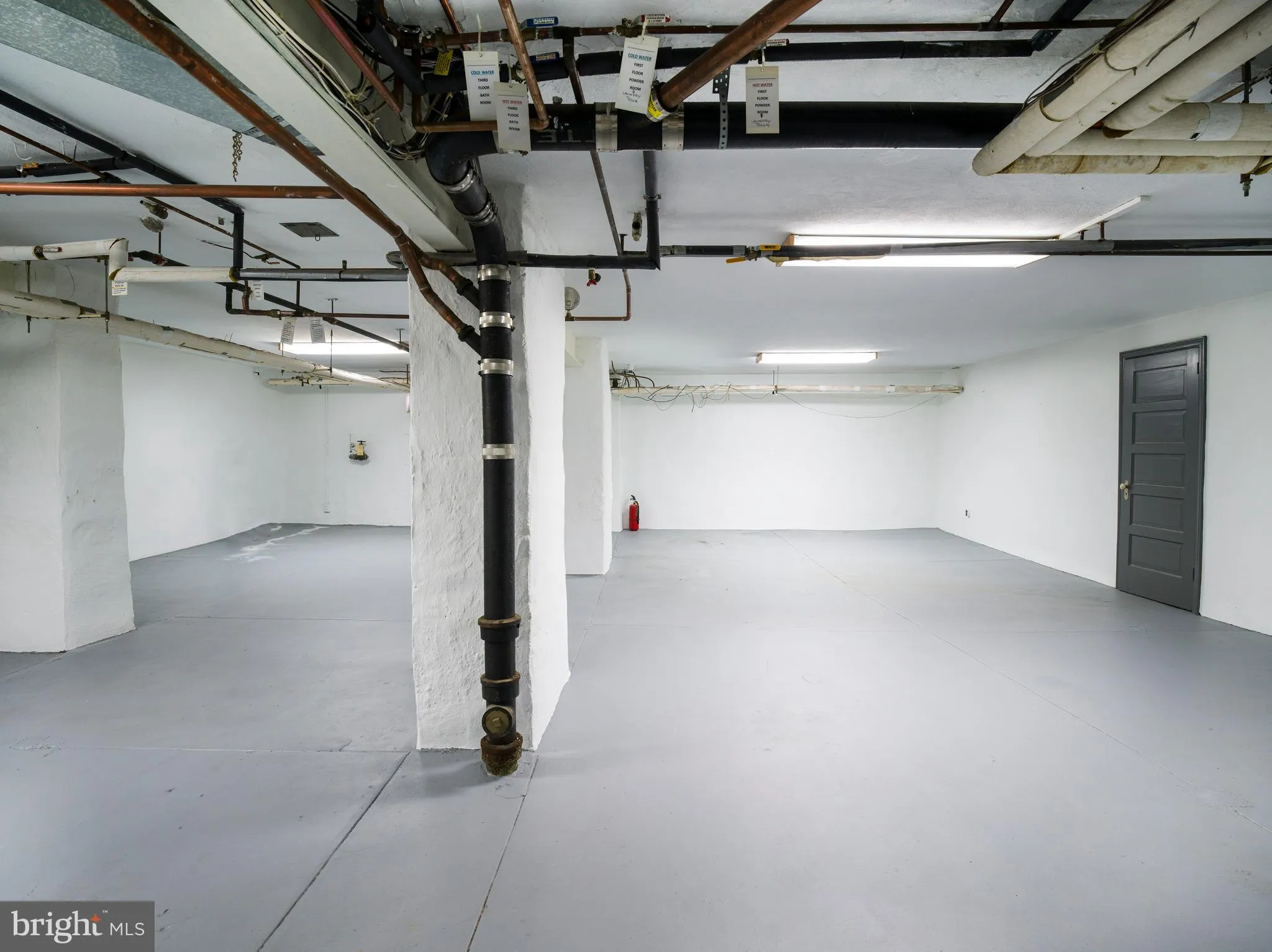 Ardmore, Pennsylvania 19003, United States, 7 Bedrooms Bedrooms, ,5 BathroomsBathrooms,Residential,Active,3342