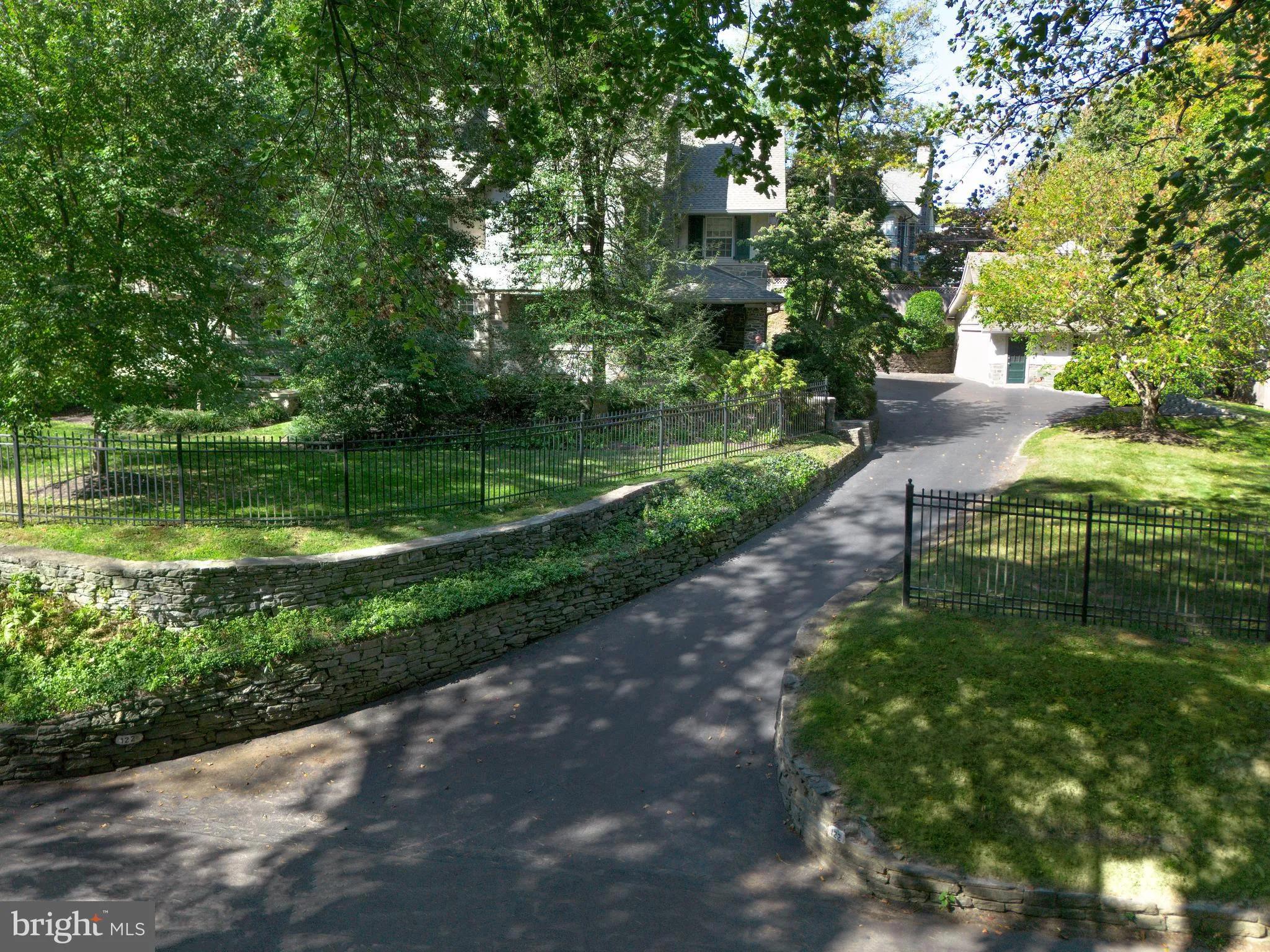 Ardmore, Pennsylvania 19003, United States, 7 Bedrooms Bedrooms, ,5 BathroomsBathrooms,Residential,Active,3342