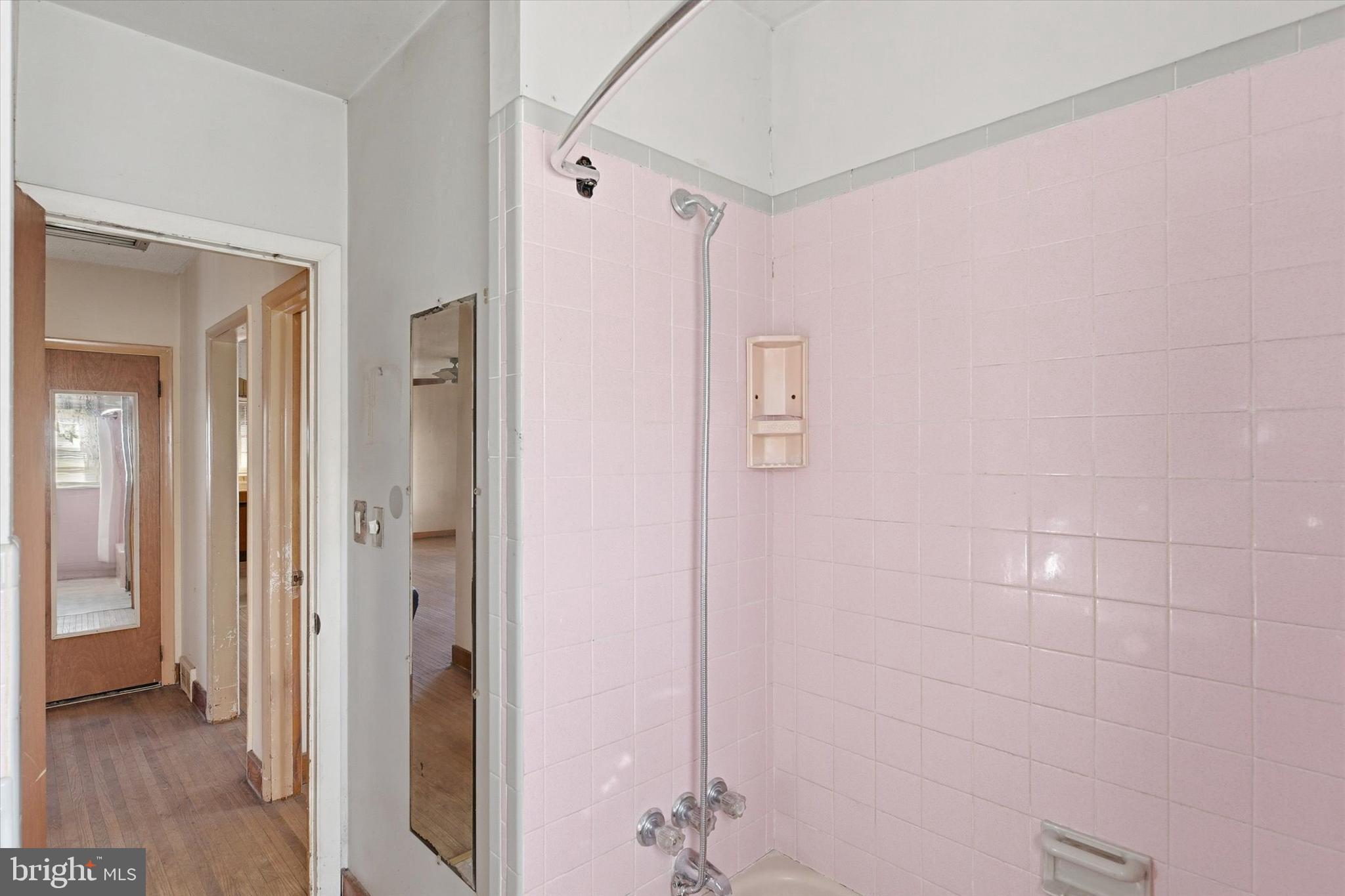 CHAMBERS HILL - Residential