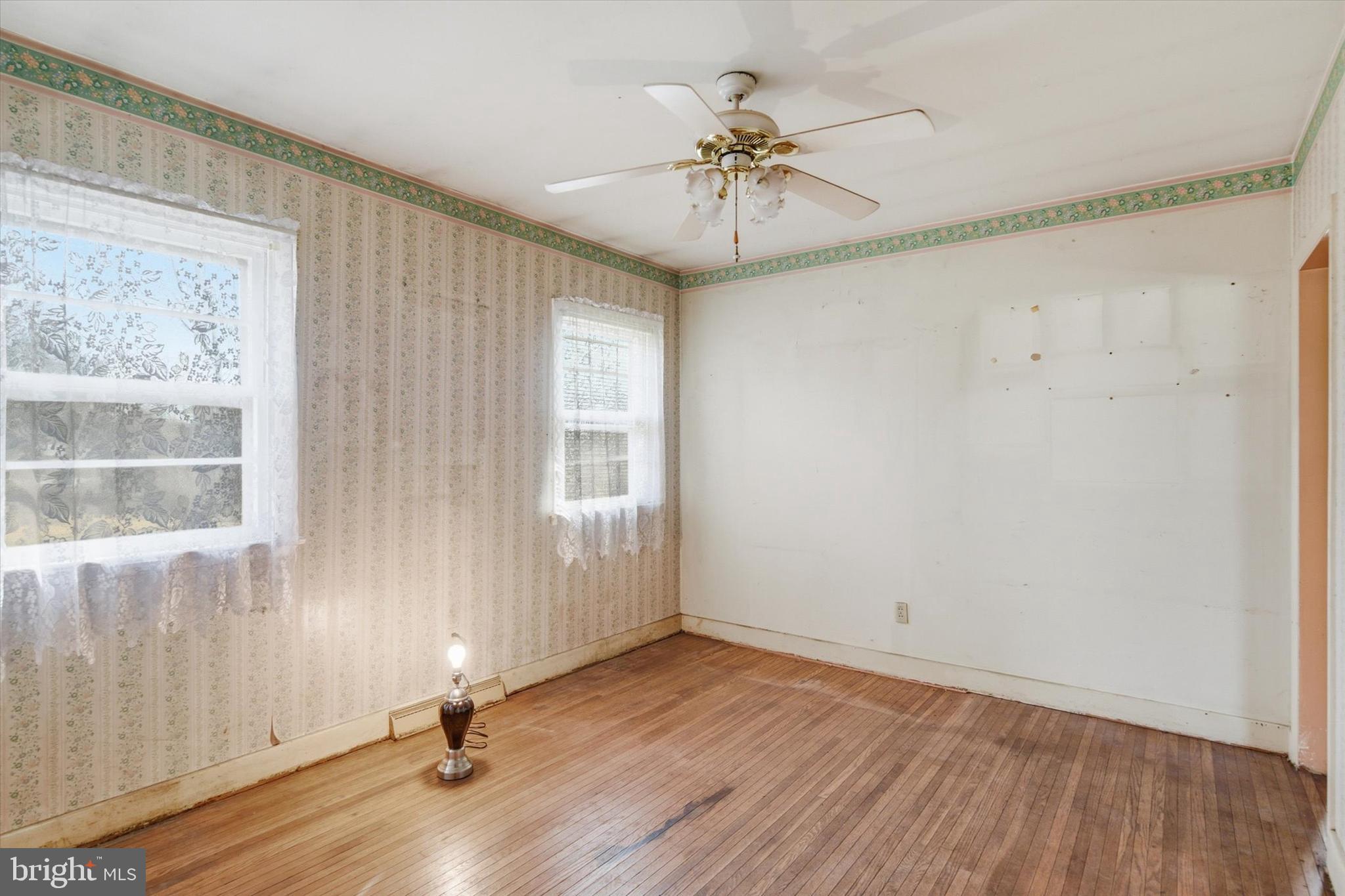 CHAMBERS HILL - Residential