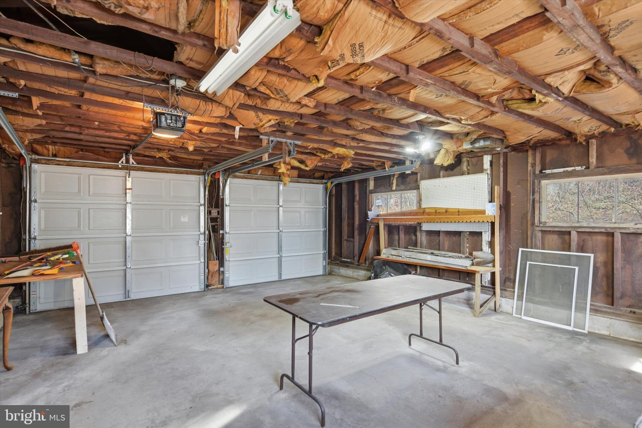 CHAMBERS HILL - Residential