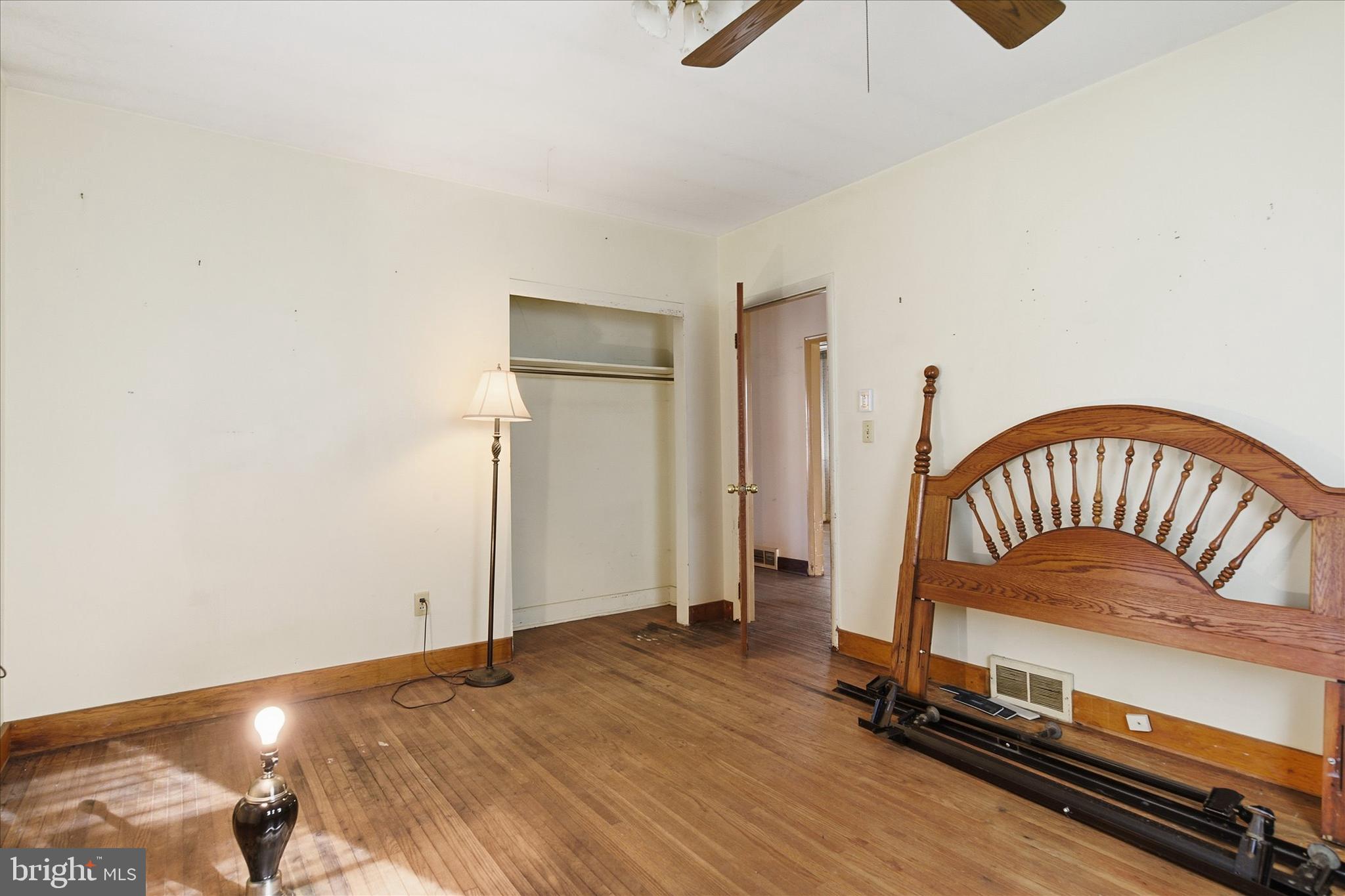 CHAMBERS HILL - Residential