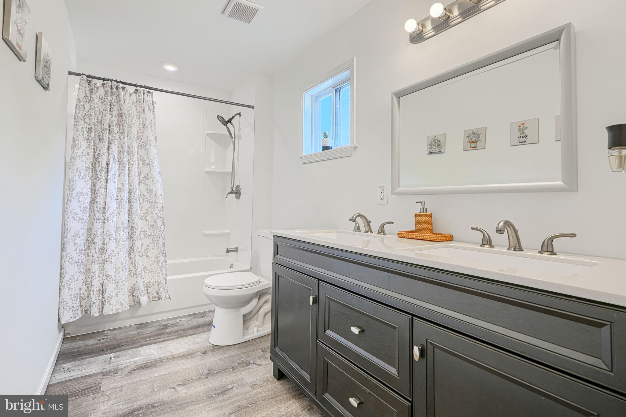 EDGEMERE/SPARROWS POINT - Residential