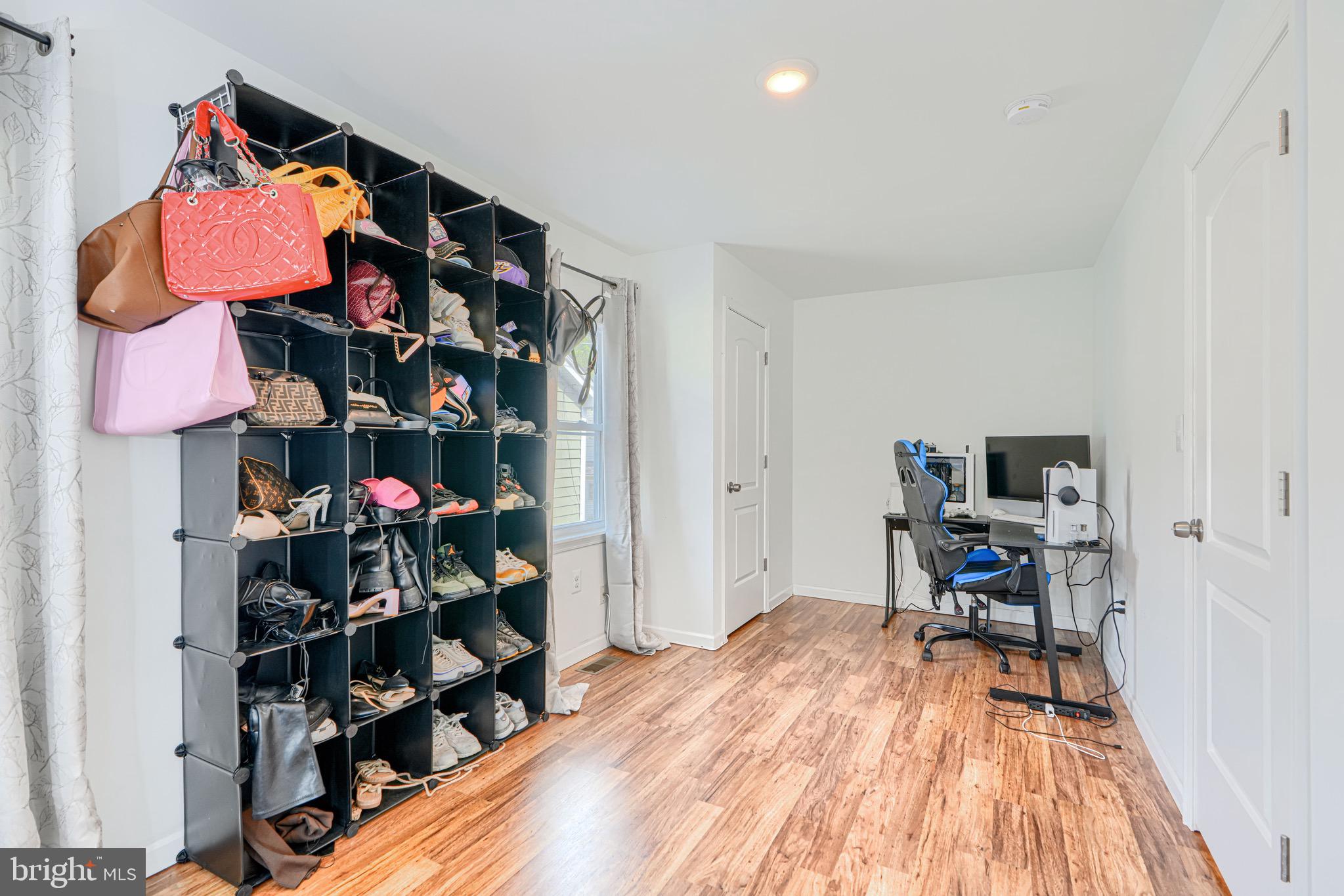 EDGEMERE/SPARROWS POINT - Residential