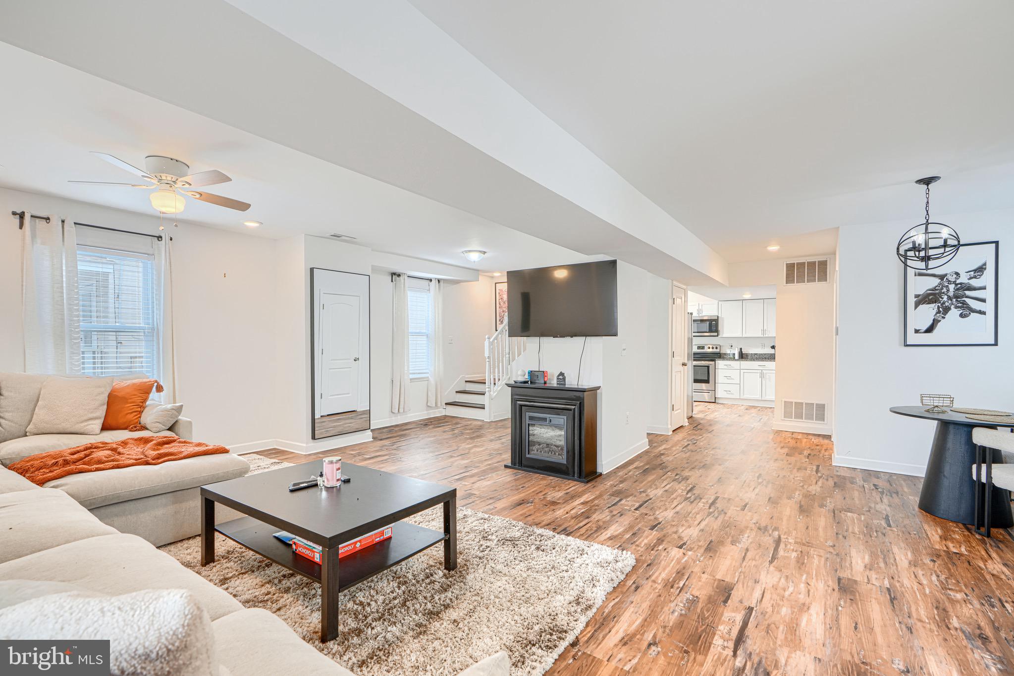 EDGEMERE/SPARROWS POINT - Residential