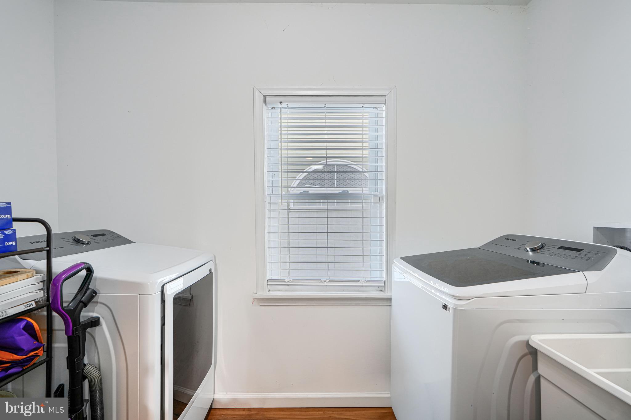 EDGEMERE/SPARROWS POINT - Residential