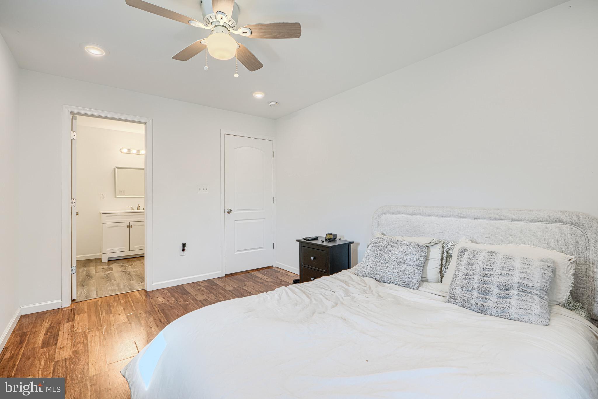 EDGEMERE/SPARROWS POINT - Residential