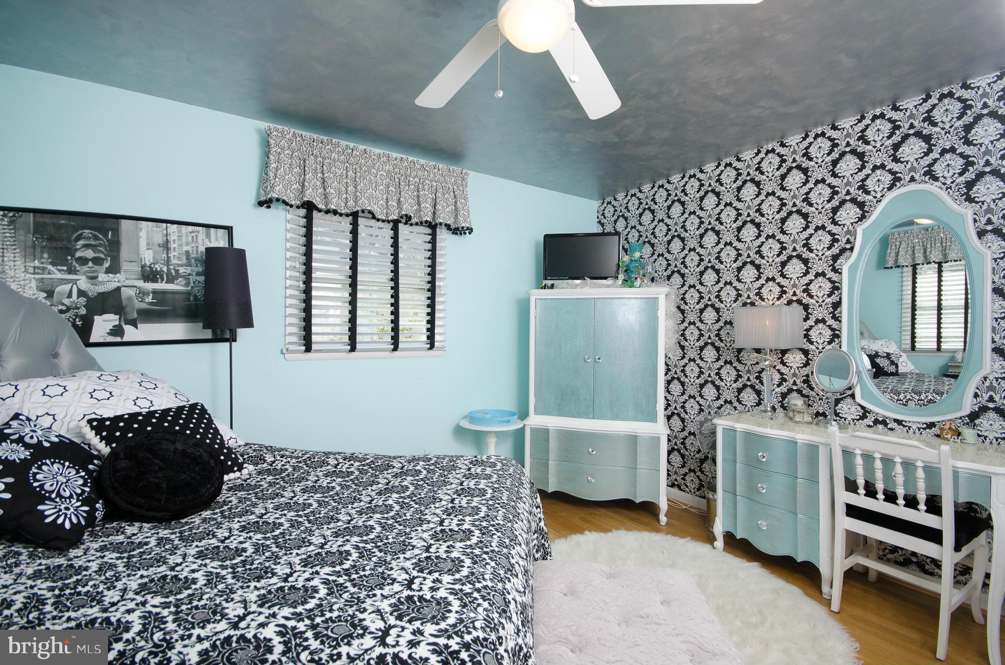 SUNNY RIDGE ESTATES - Residential