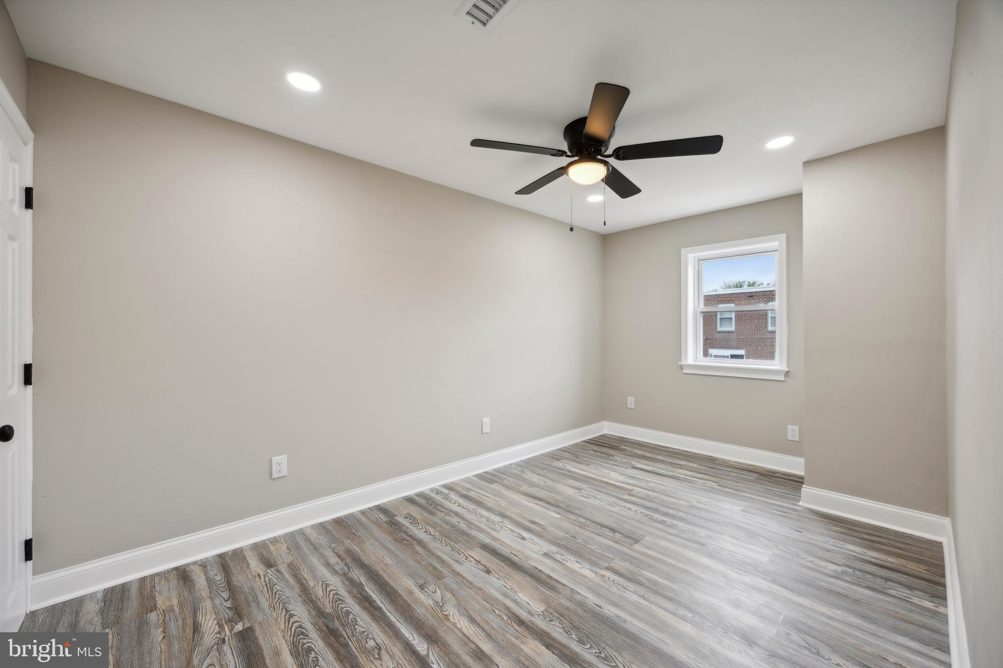 WEST OAK LANE - Residential