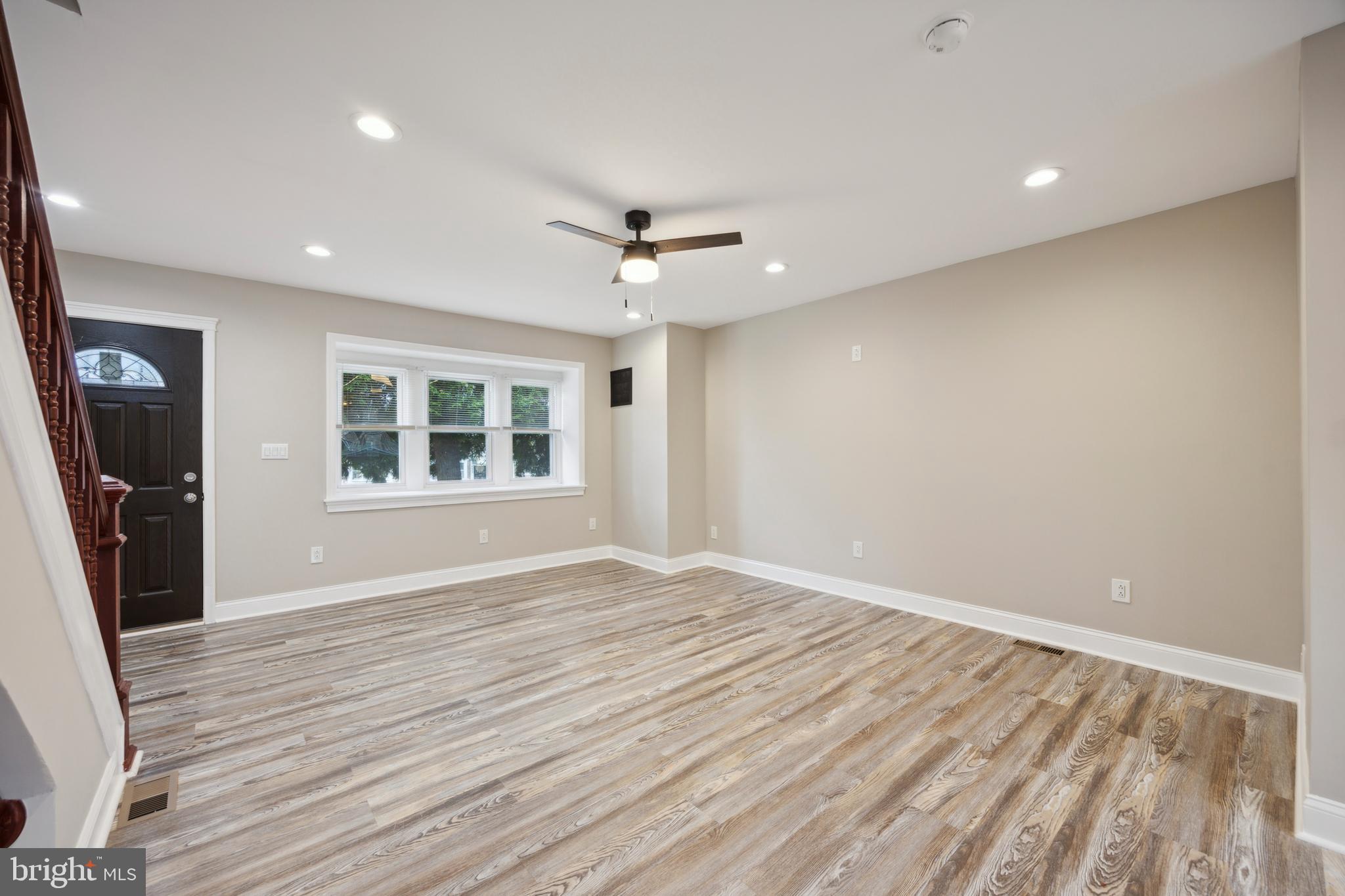 WEST OAK LANE - Residential