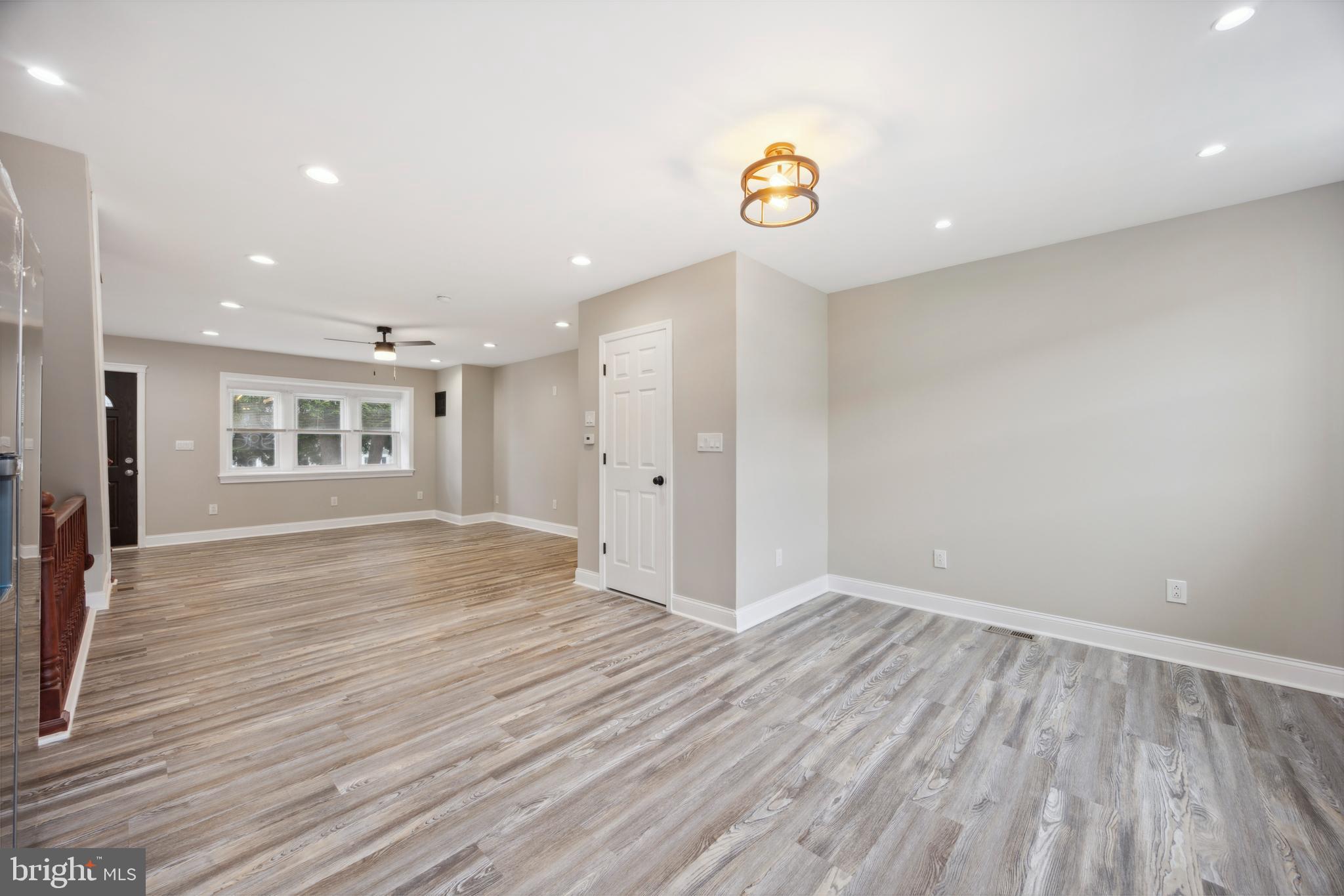 WEST OAK LANE - Residential