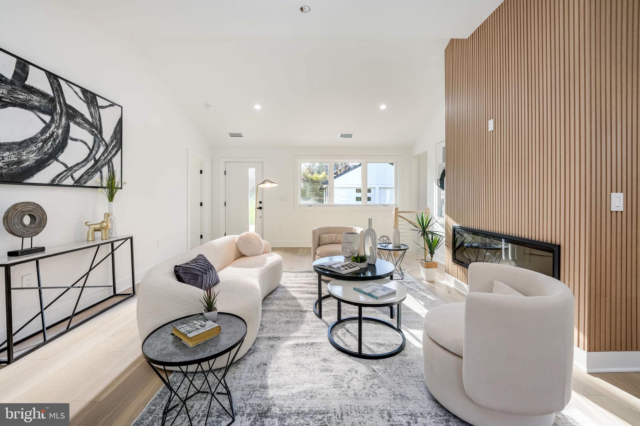 BUFFALO HILL - Residential