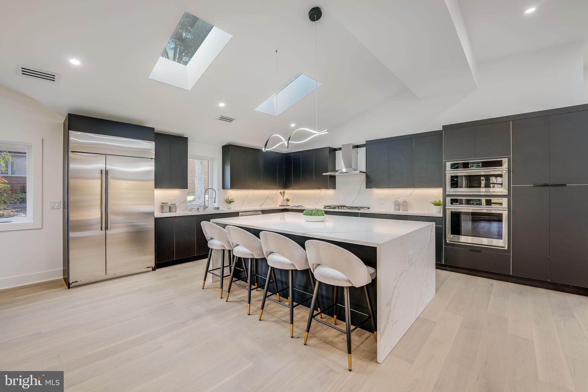 BUFFALO HILL - Residential