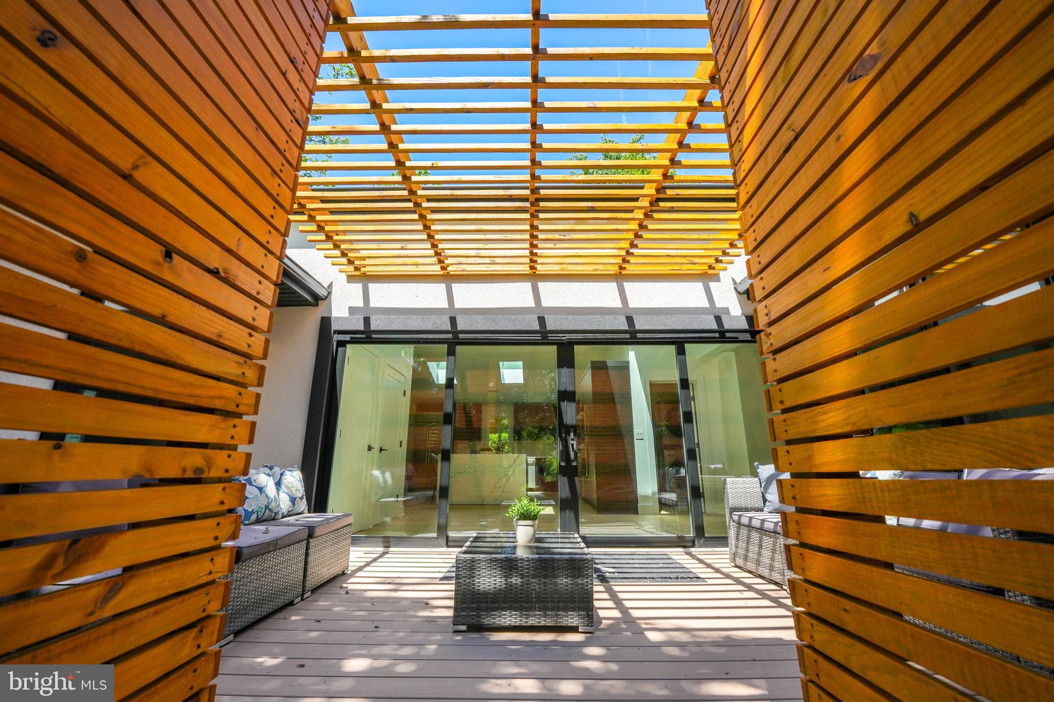 BUFFALO HILL - Residential