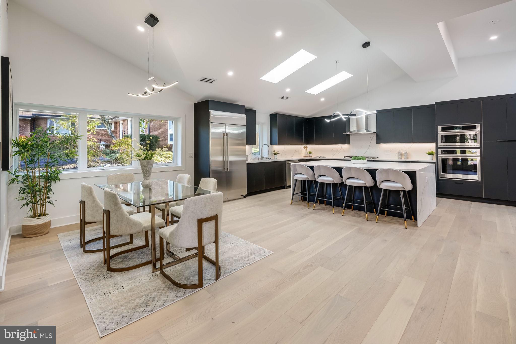 BUFFALO HILL - Residential