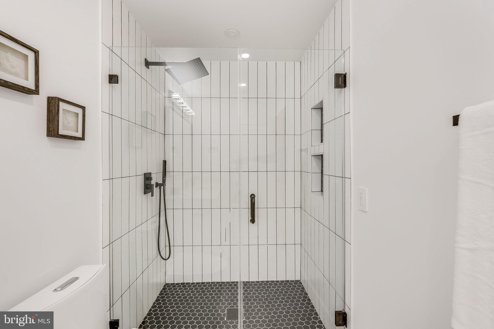 BUFFALO HILL - Residential