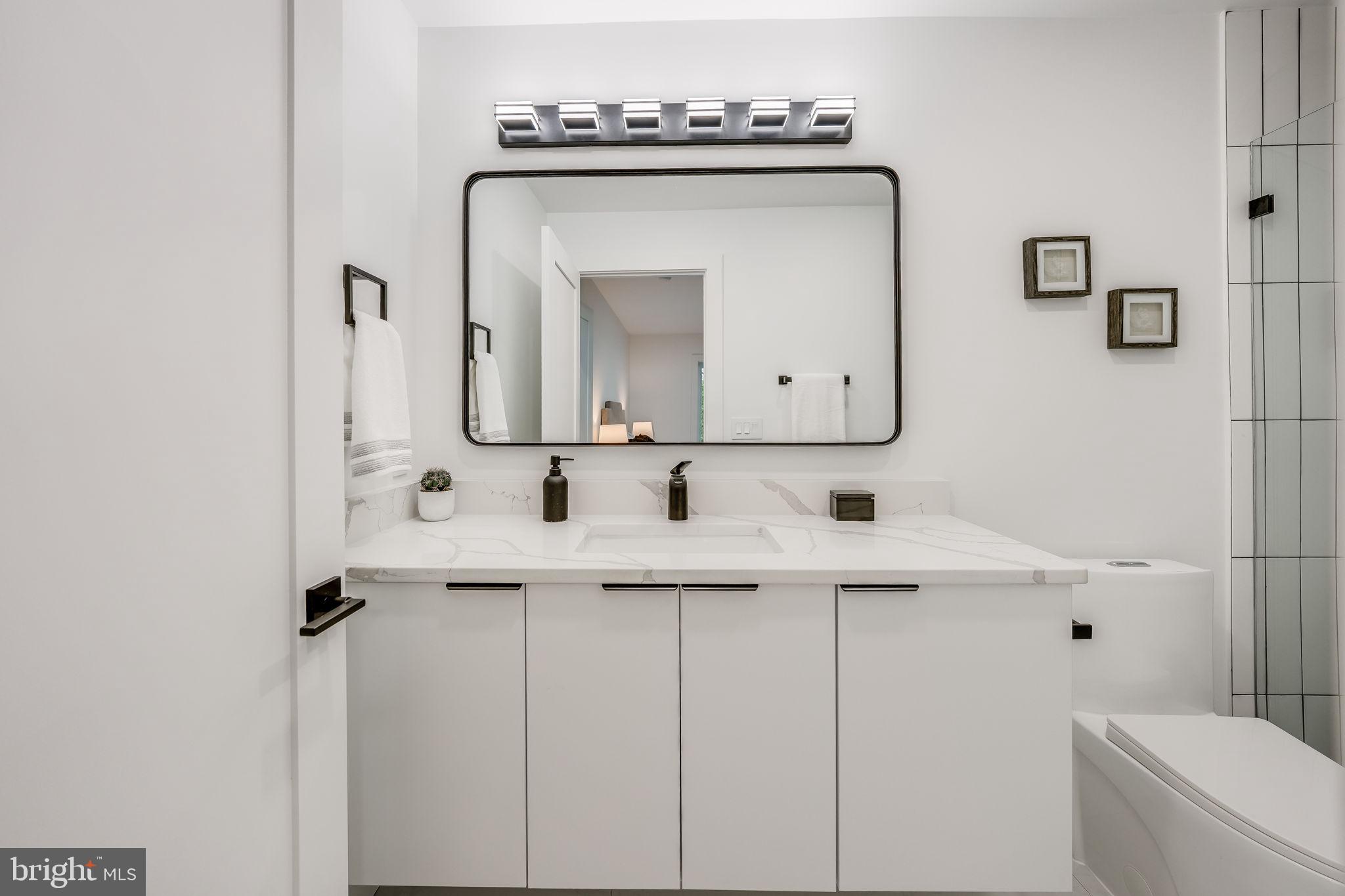 BUFFALO HILL - Residential