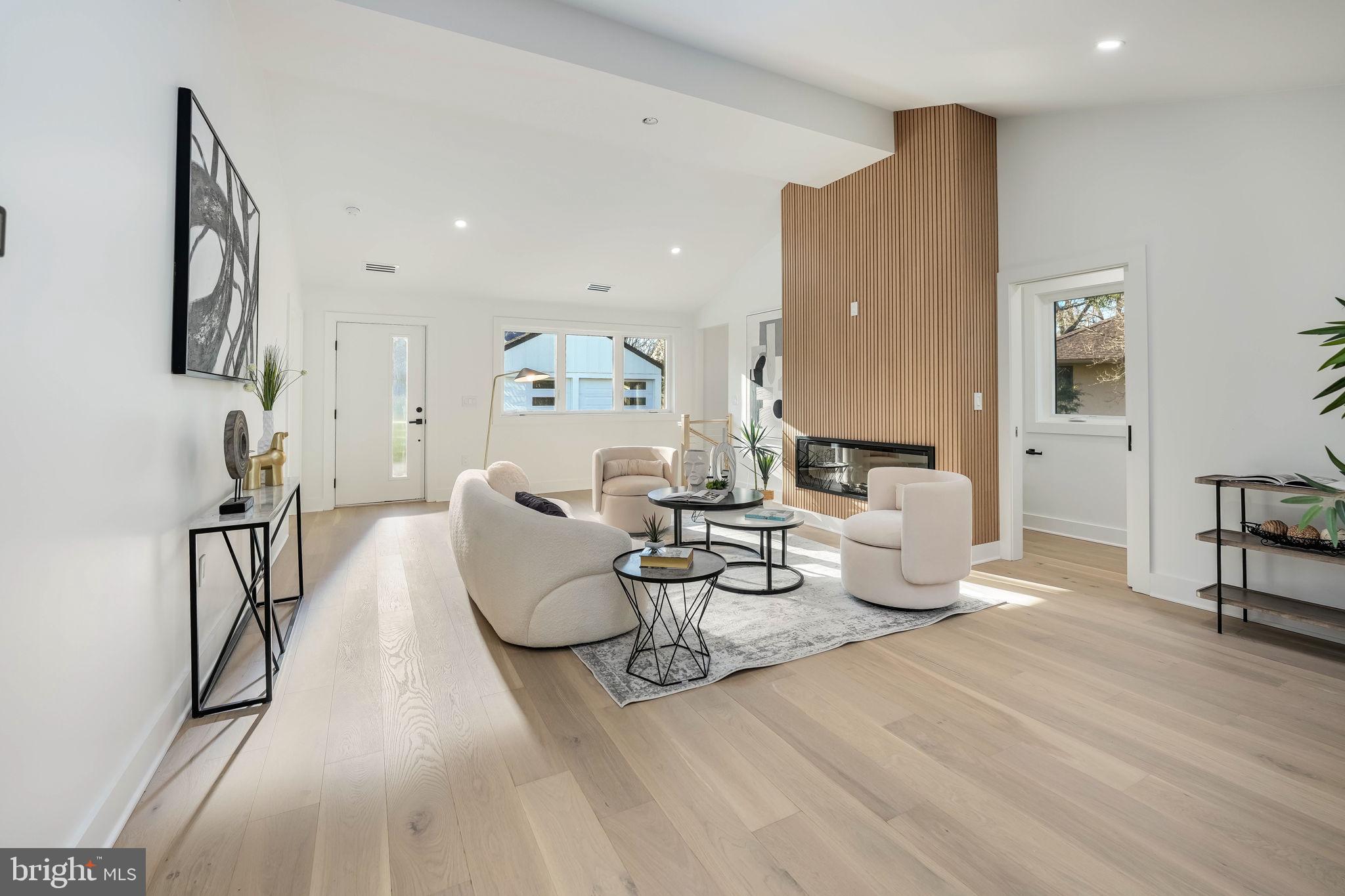 BUFFALO HILL - Residential