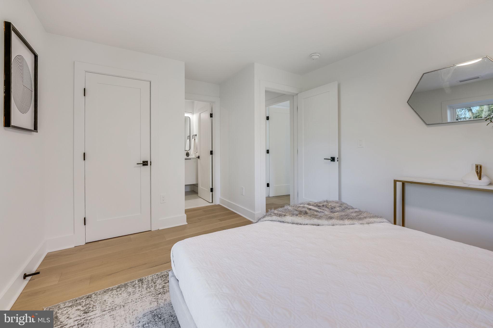 BUFFALO HILL - Residential