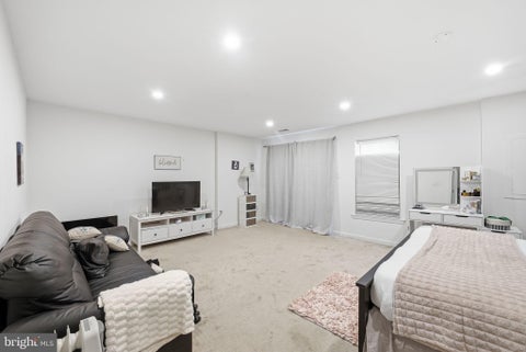 Townhouse For Rent - 1603 Ingram Terrace #BASEMENT<br/> Montgomery County, SILVER SPRING, MD 20906