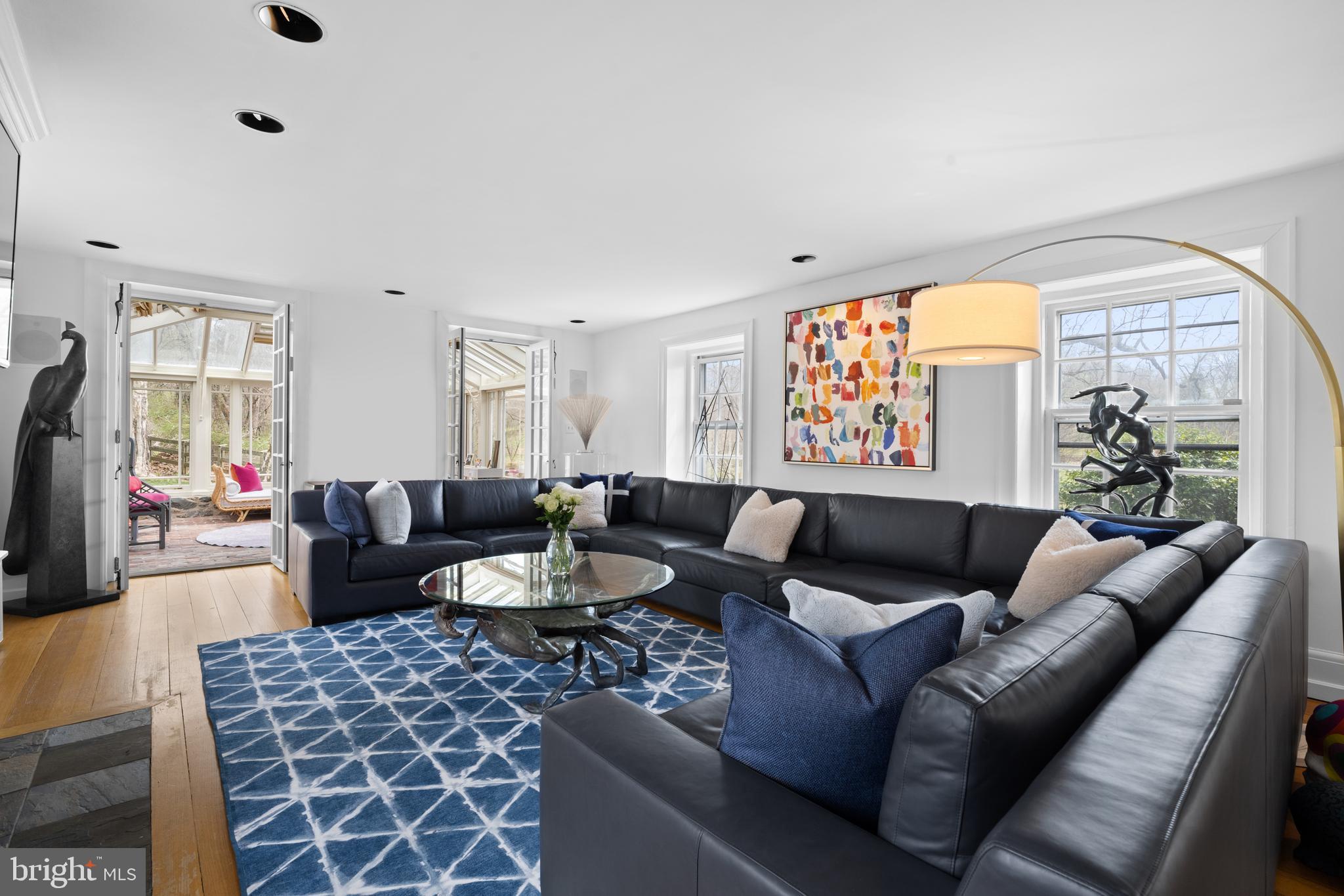 RADNOR HUNT - Residential