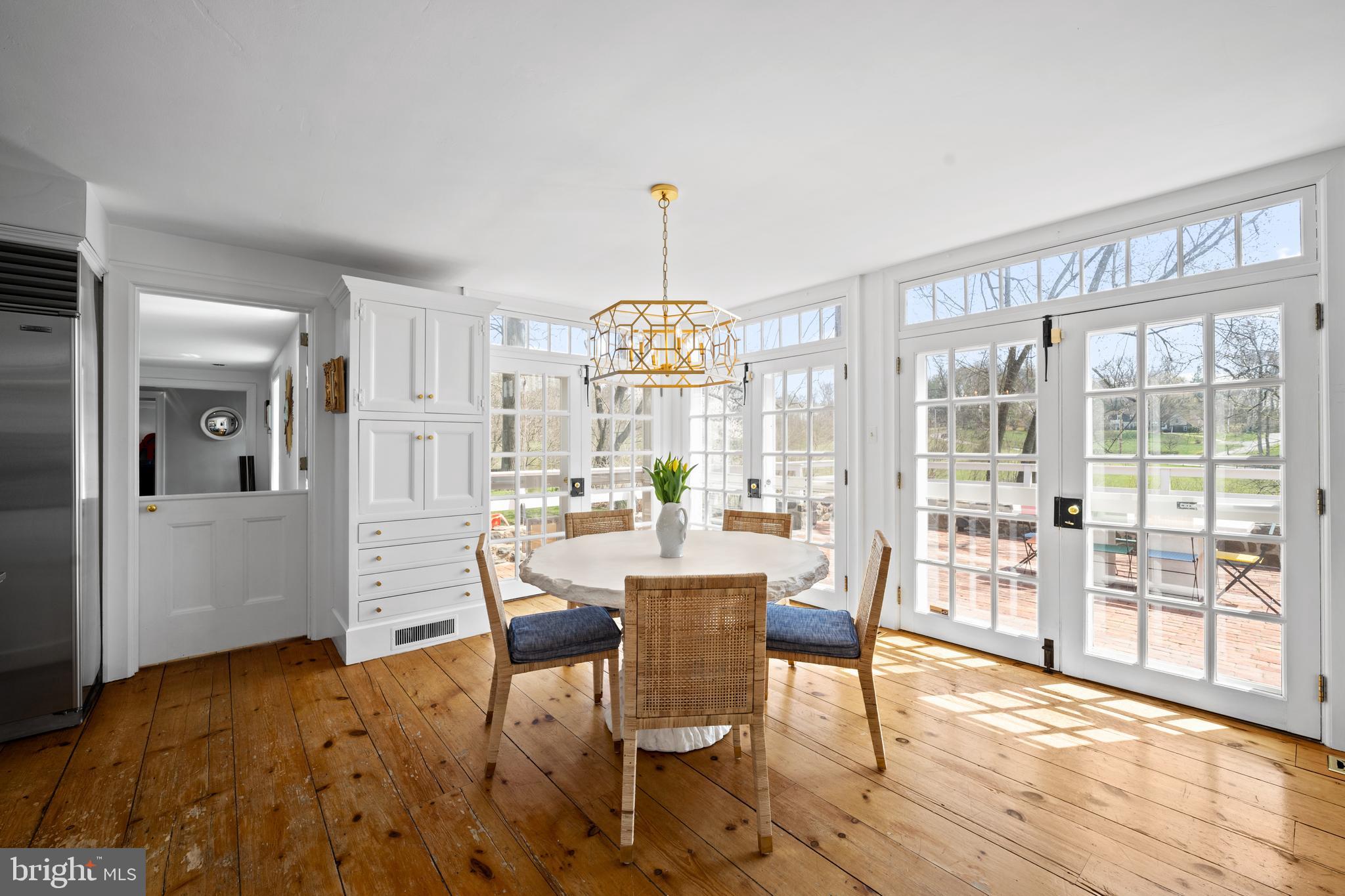 RADNOR HUNT - Residential