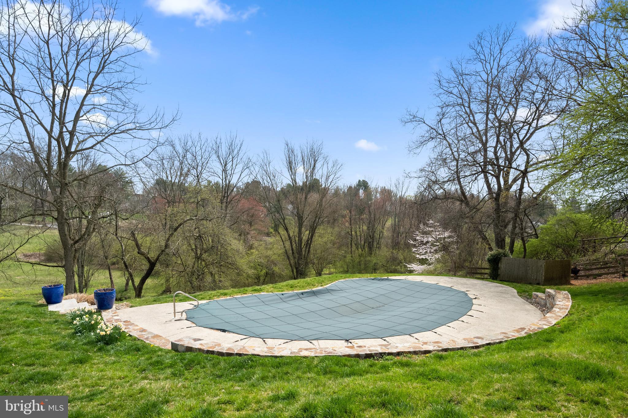 RADNOR HUNT - Residential