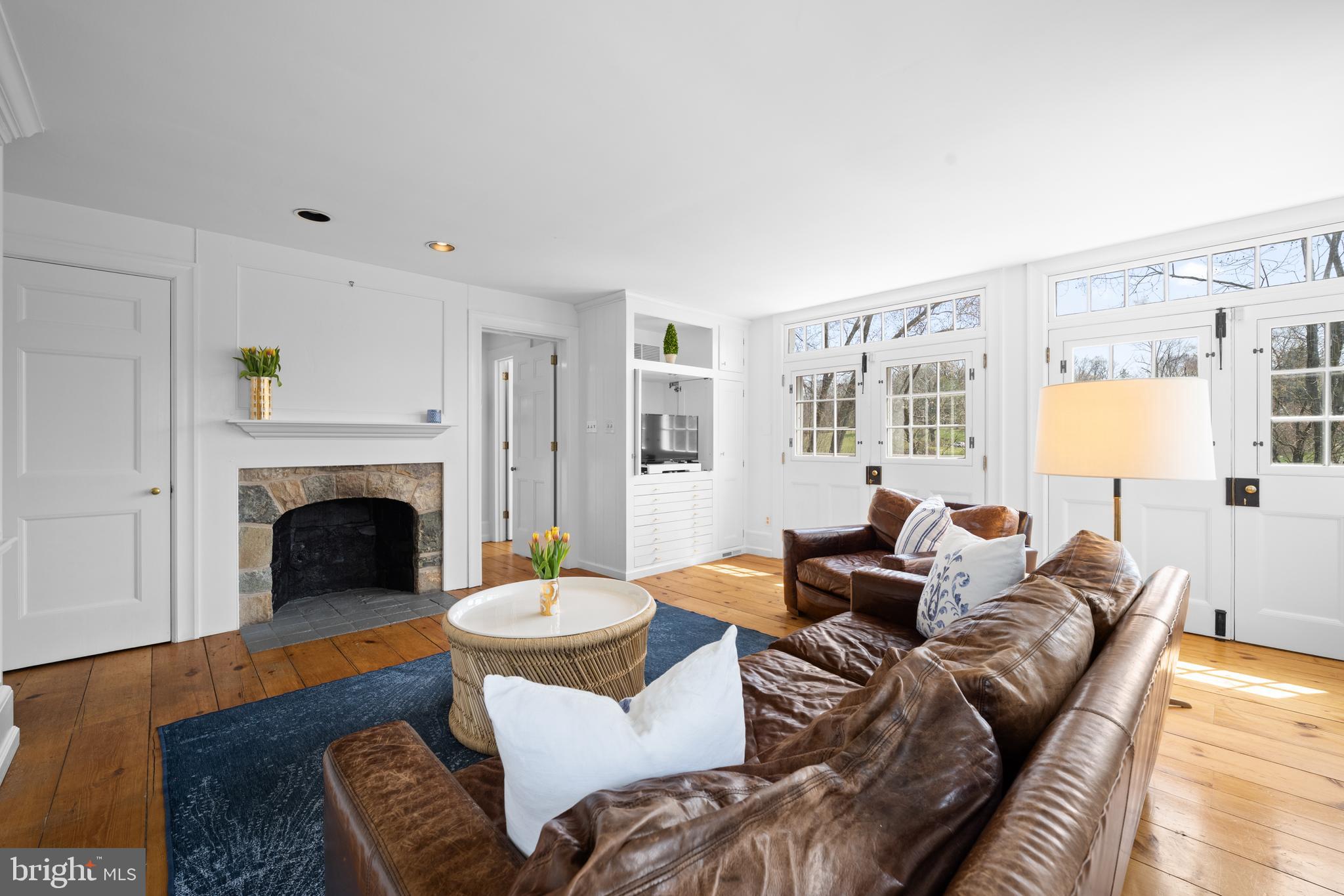 RADNOR HUNT - Residential