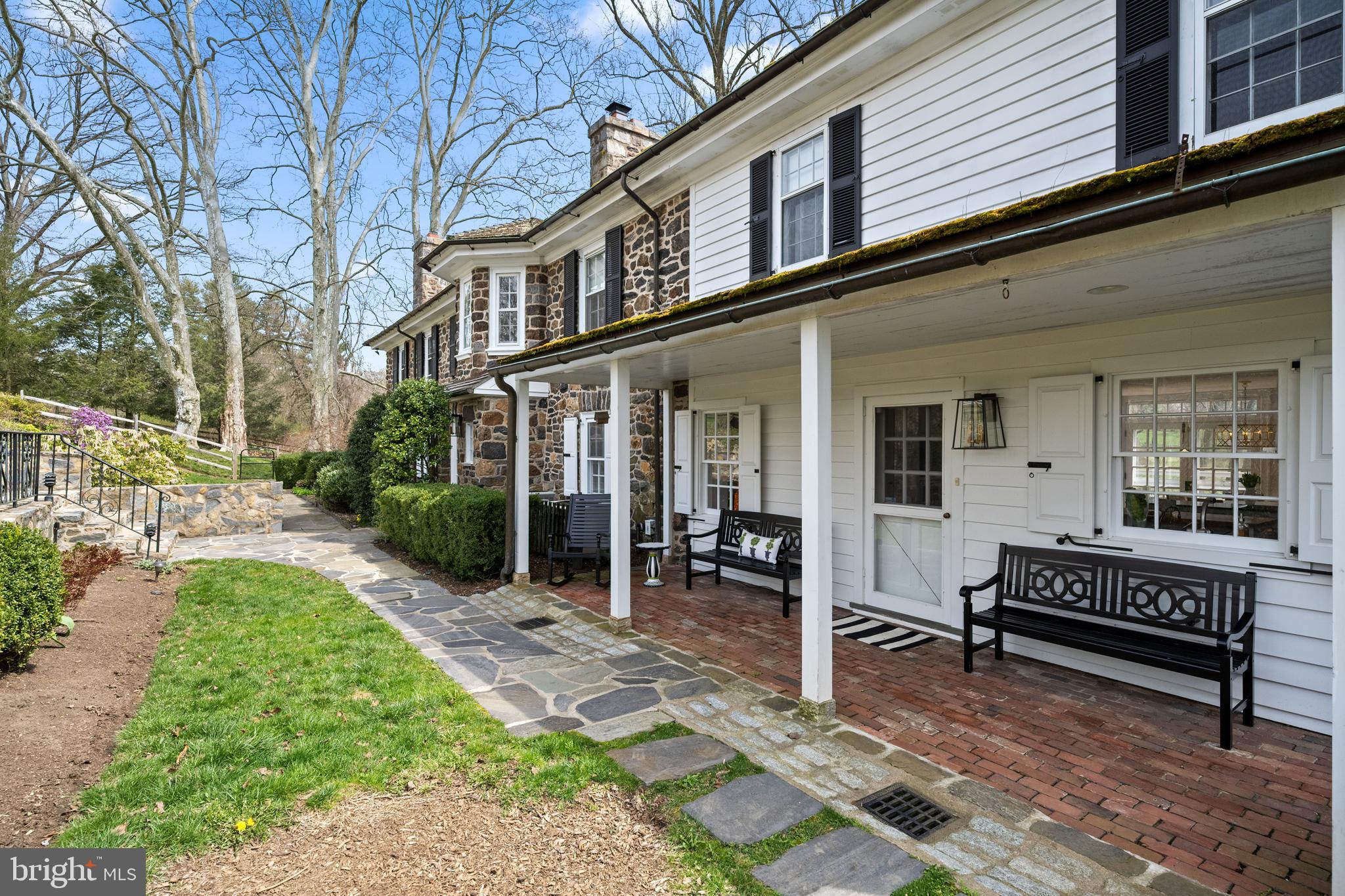 RADNOR HUNT - Residential
