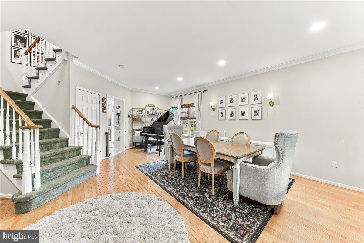 639 FOXGLOVE DRIVE