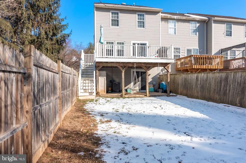 CONSTANT FRIENDSHIP - Residential