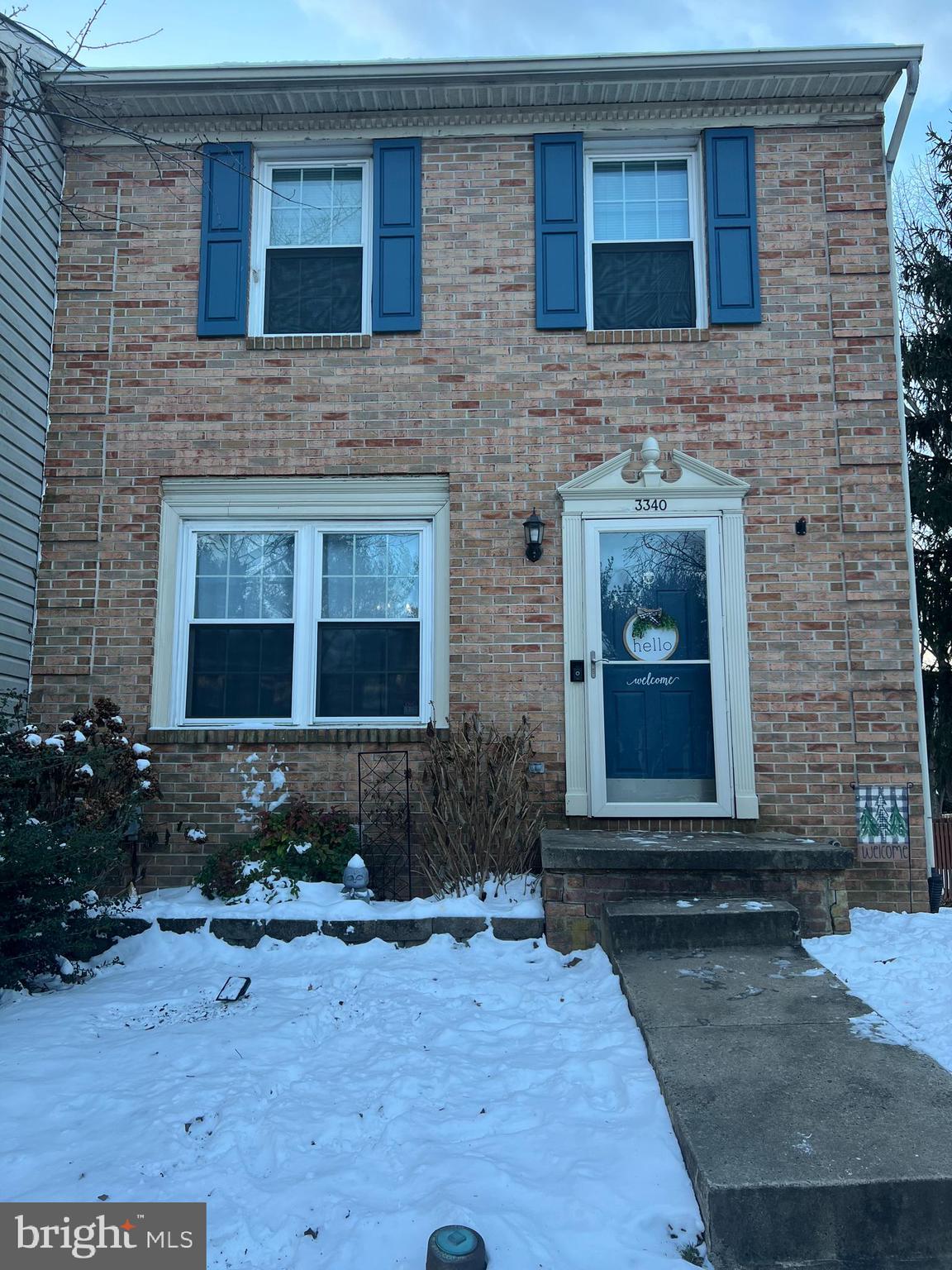 CONSTANT FRIENDSHIP - Residential