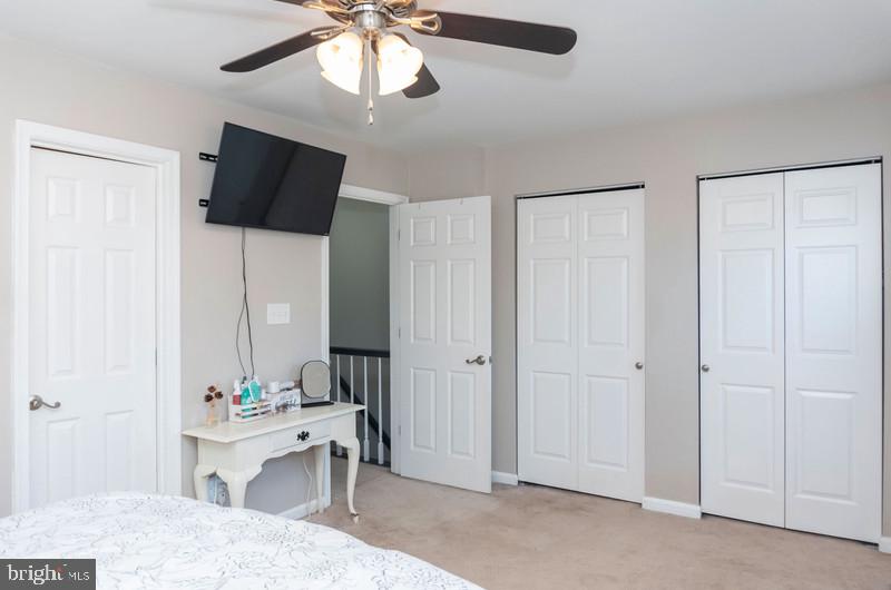 CONSTANT FRIENDSHIP - Residential