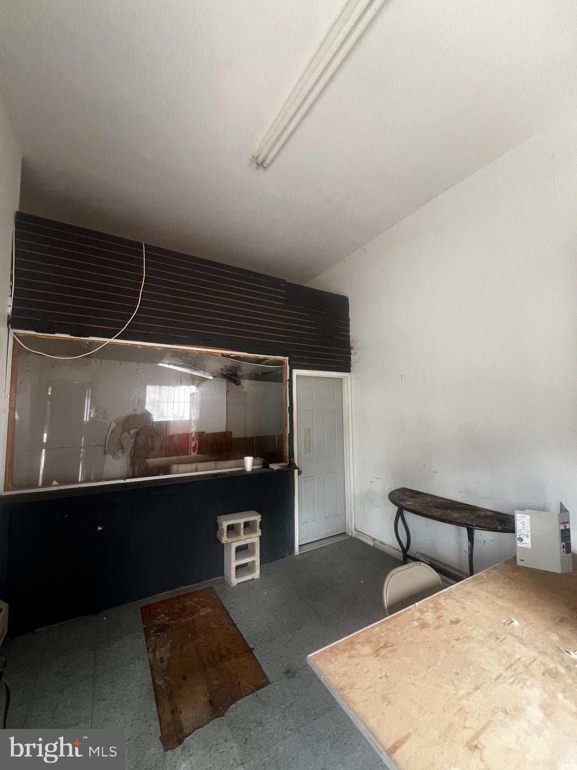 5027 OGDEN STREET