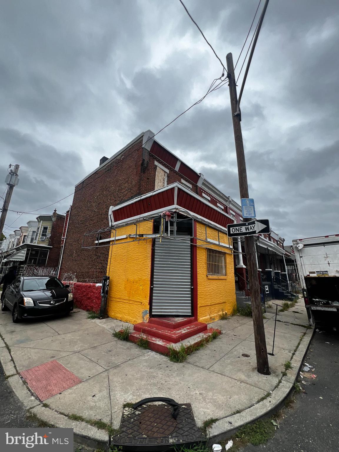 5027 OGDEN STREET