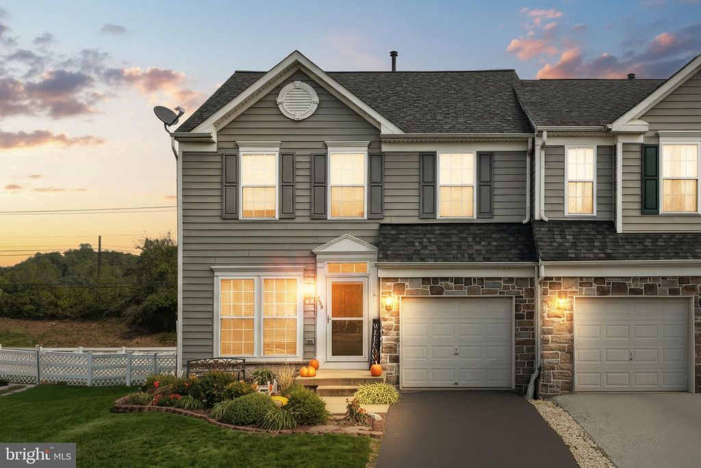 Photo of 259 Maple Dr, HANOVER, PA 17331 (MLS # PAAD2020886)