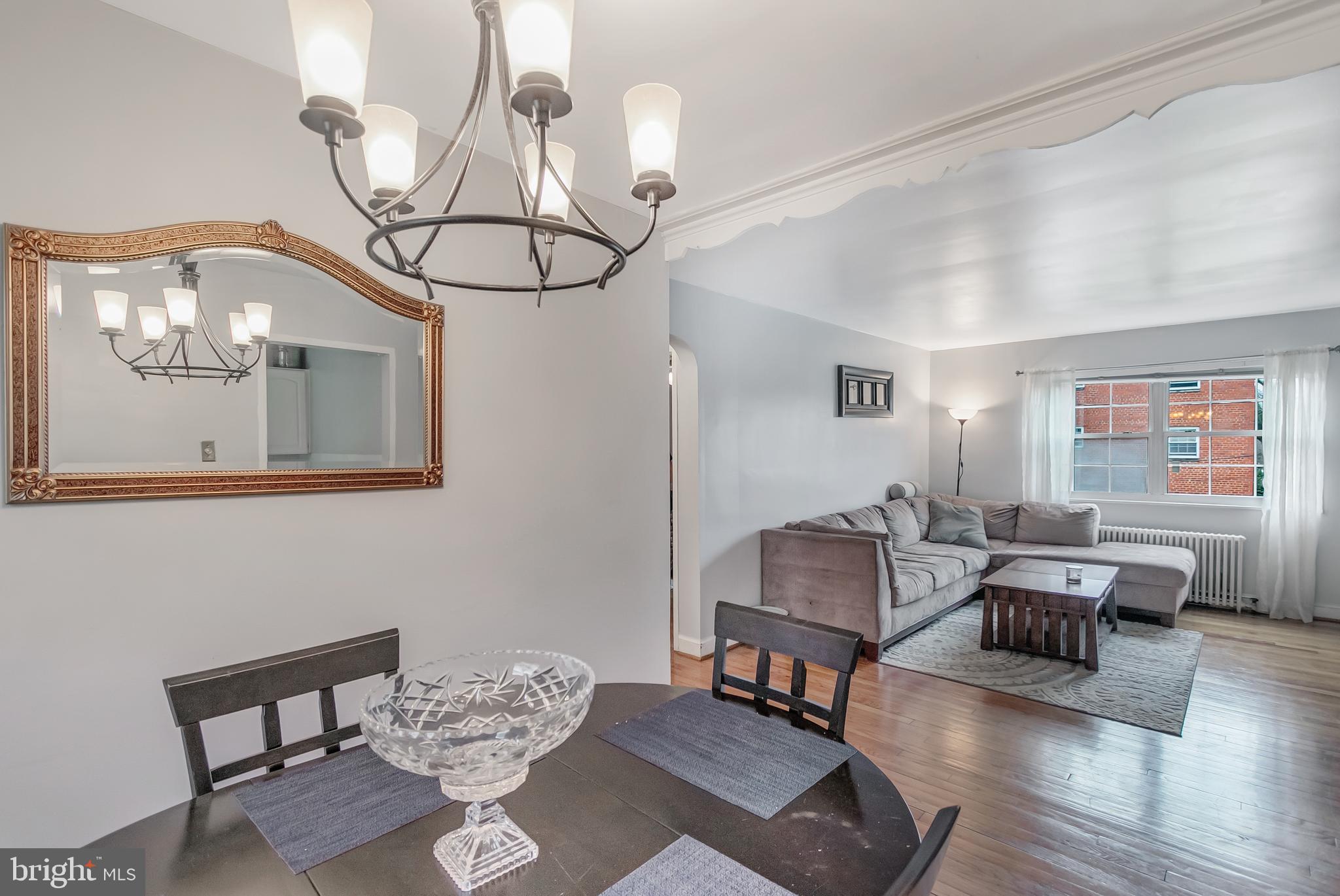 ARLINGTON HEIGHTS - Residential