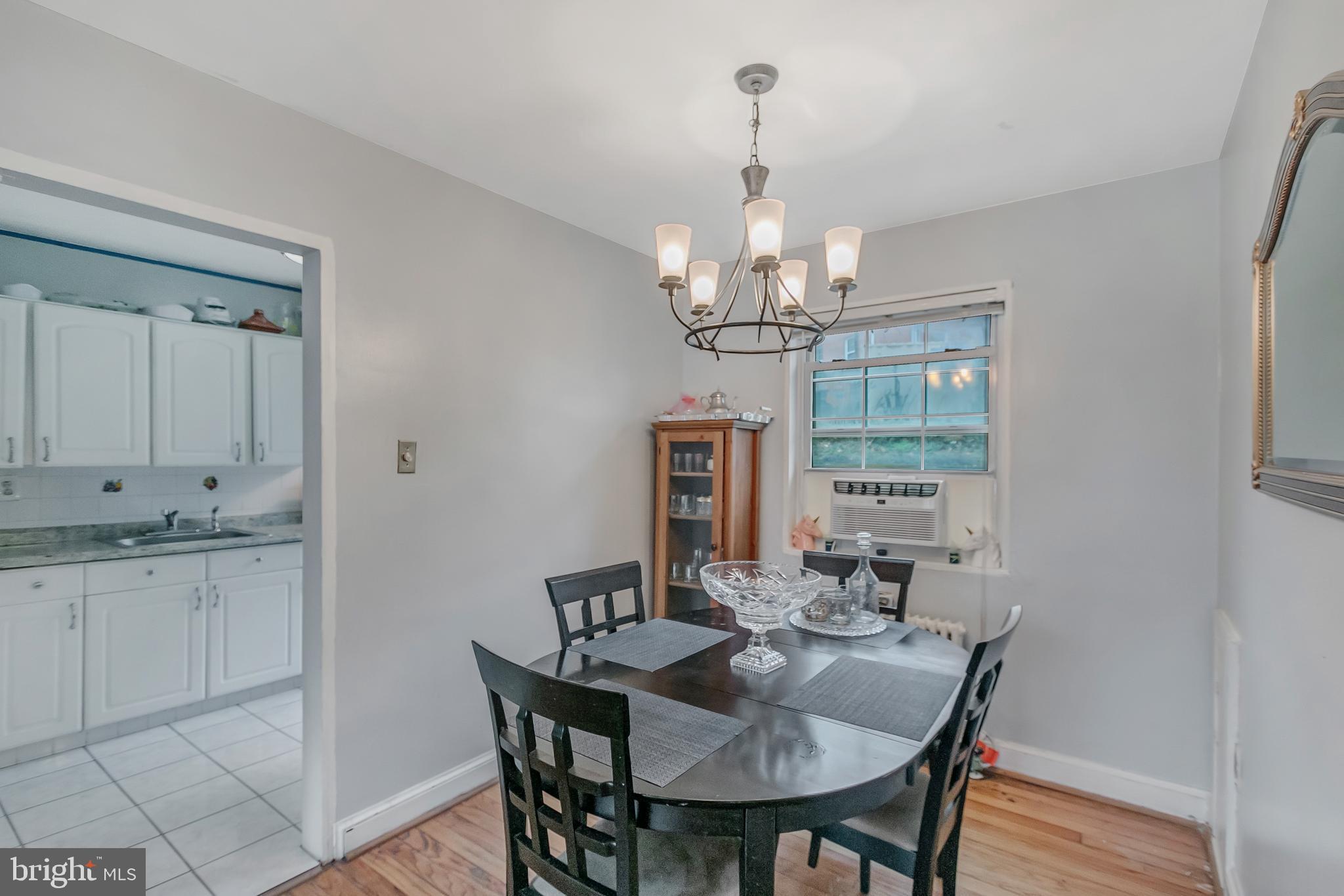 ARLINGTON HEIGHTS - Residential