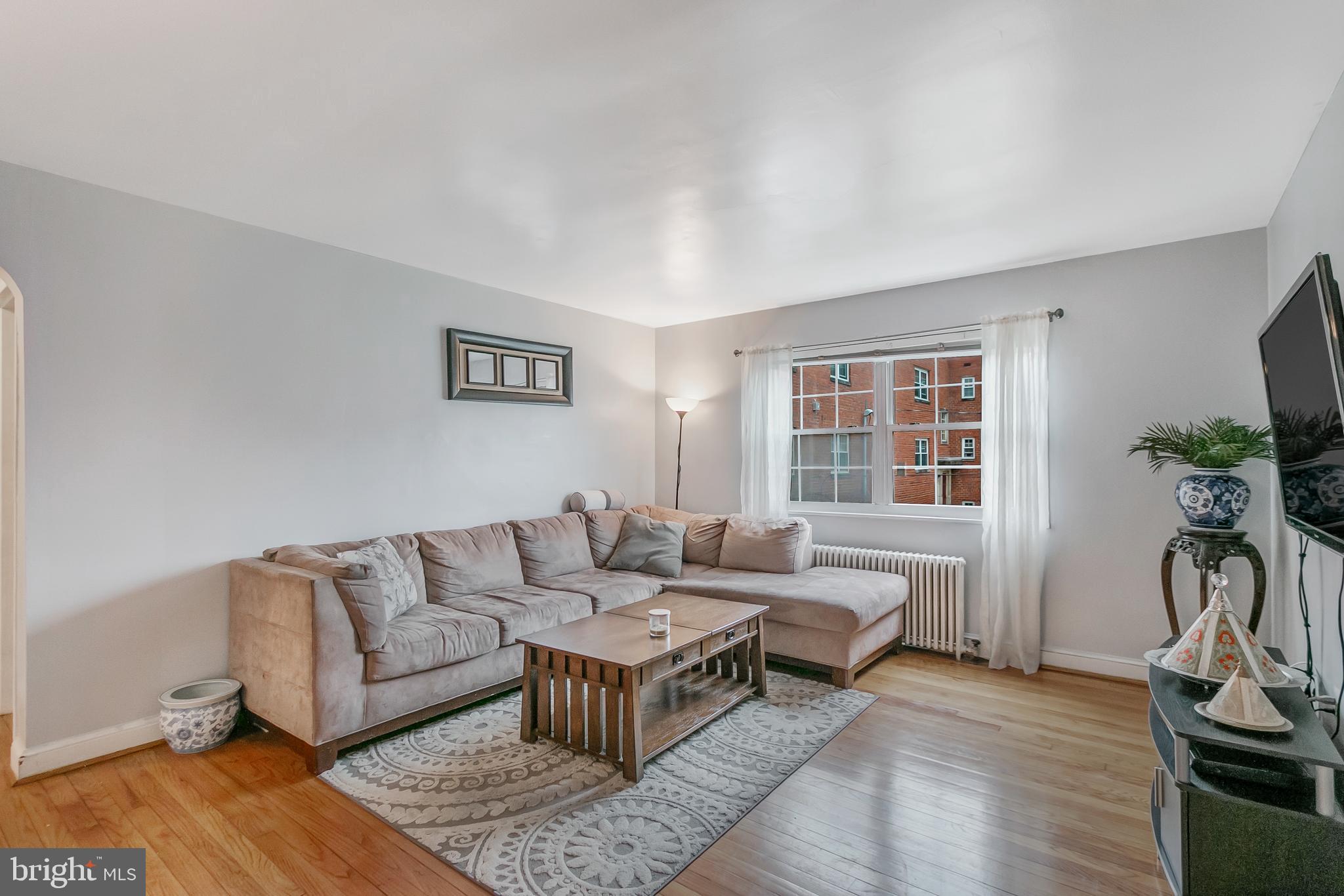 ARLINGTON HEIGHTS - Residential