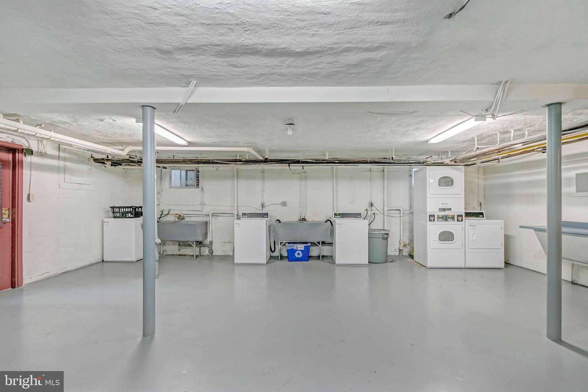 ARLINGTON HEIGHTS - Residential