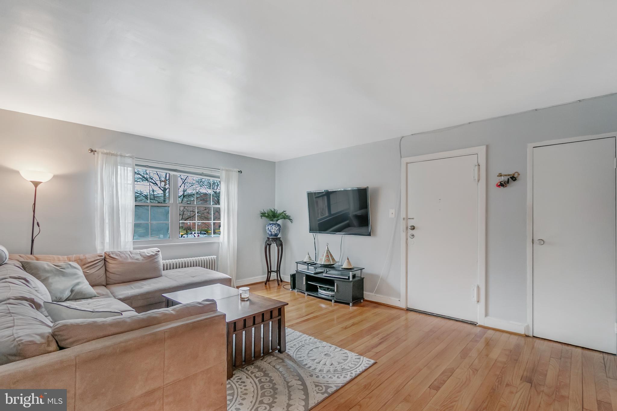 ARLINGTON HEIGHTS - Residential