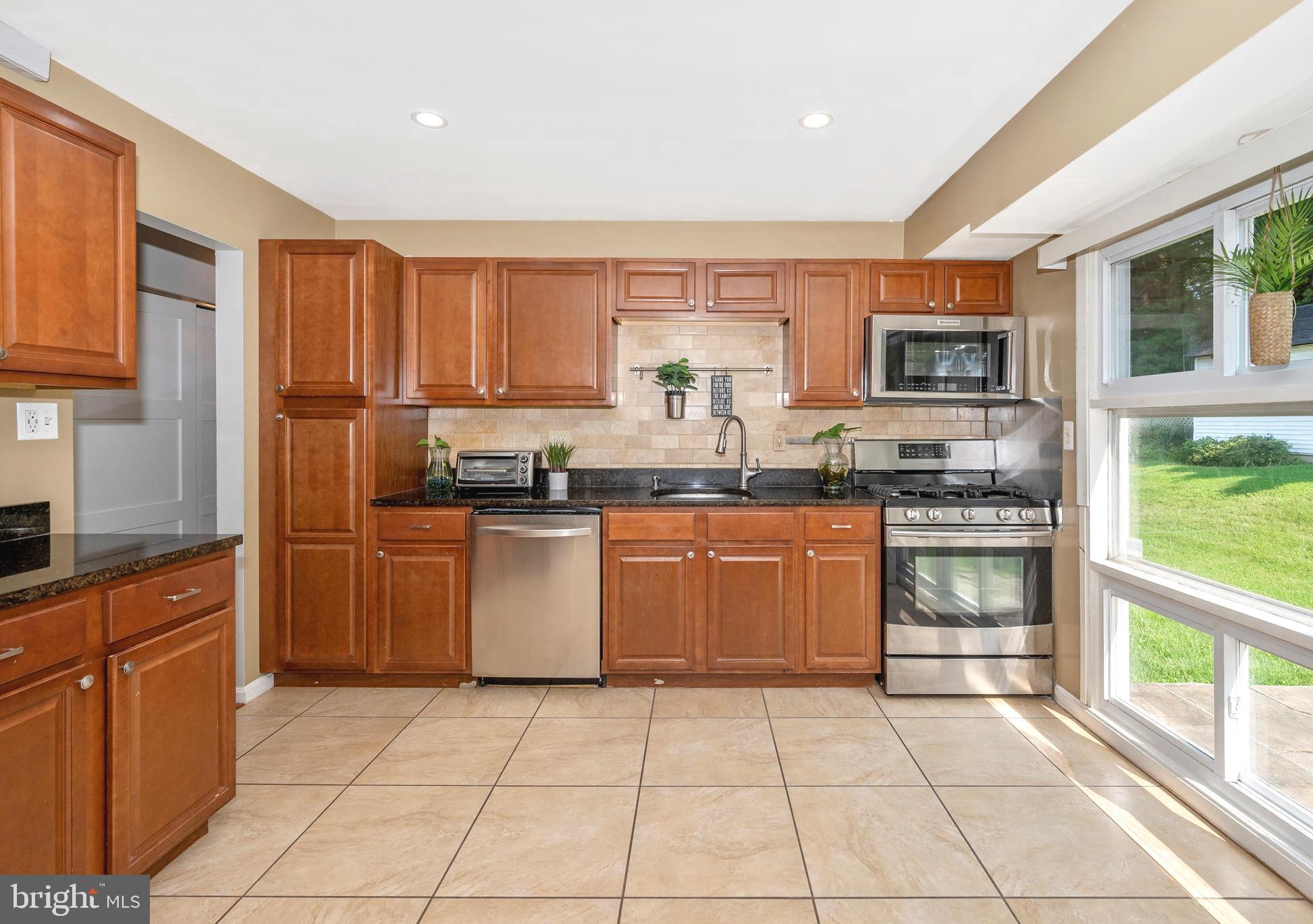 BEL PRE WOODS - Residential