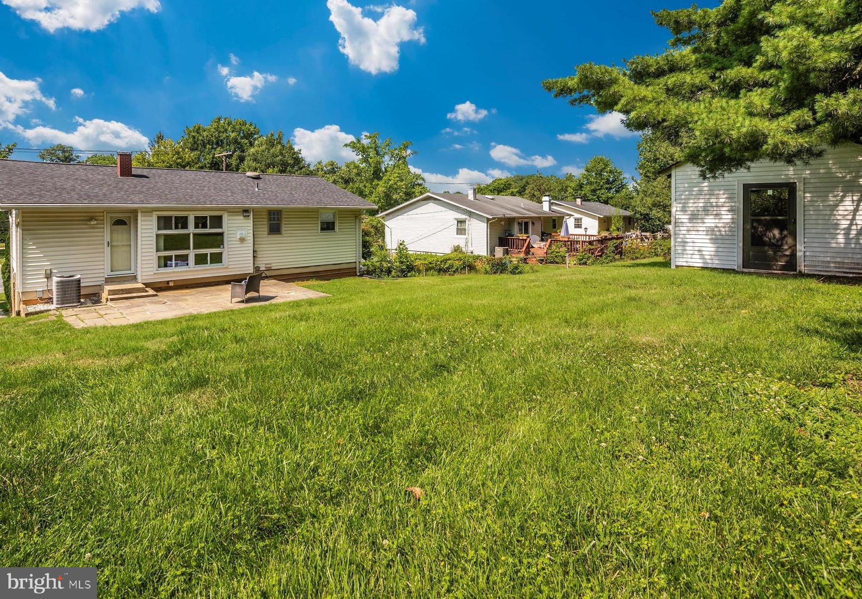 BEL PRE WOODS - Residential