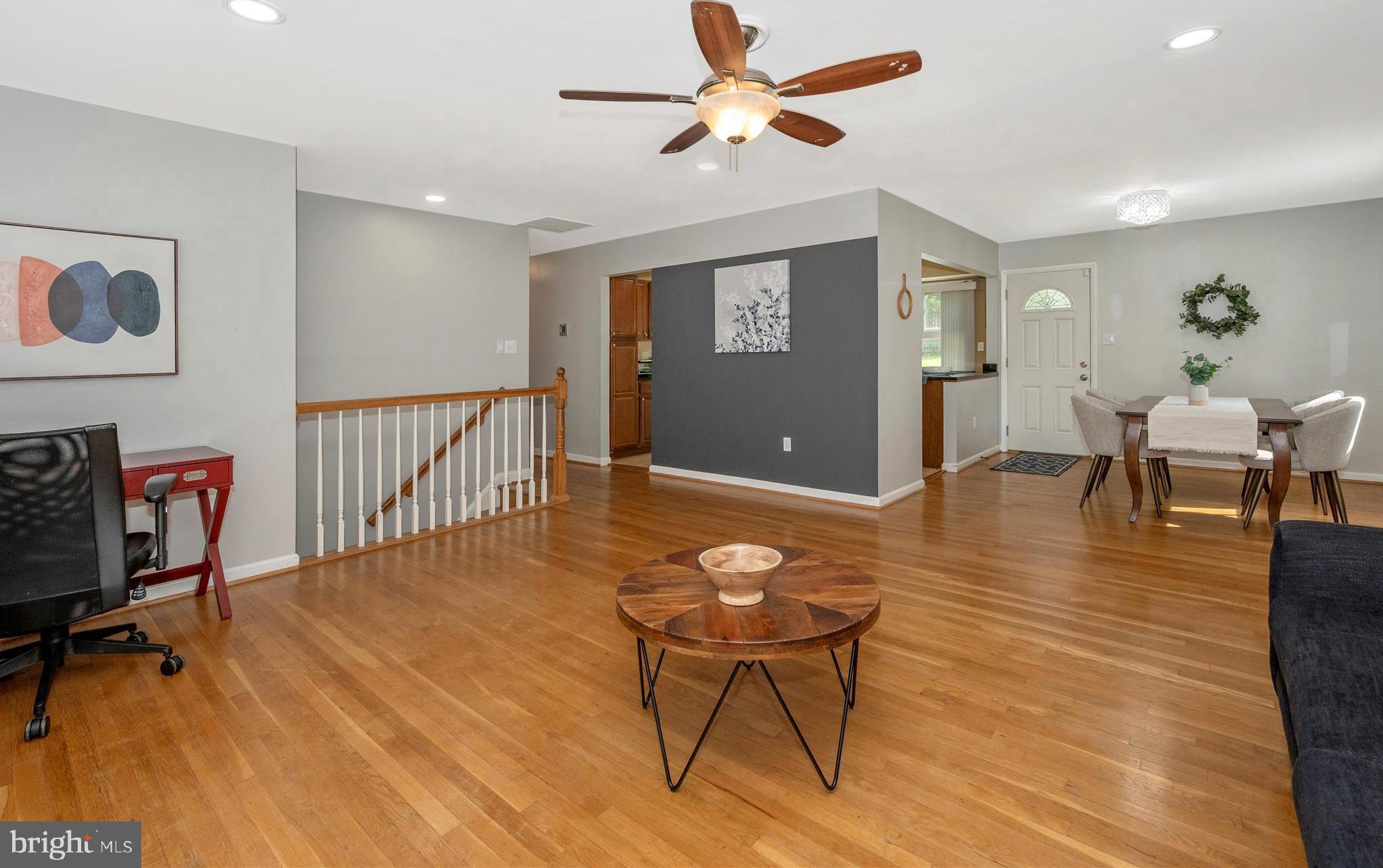 BEL PRE WOODS - Residential